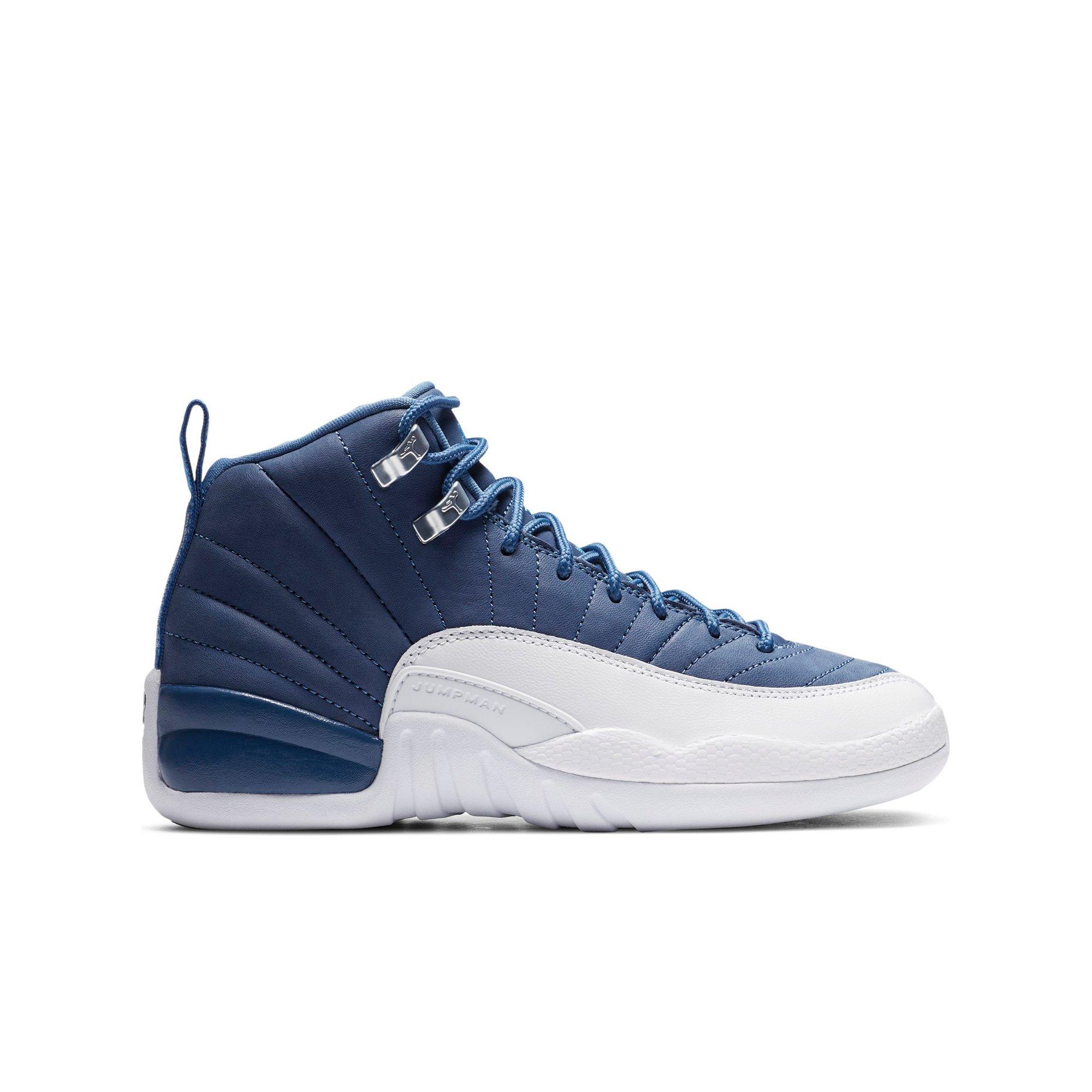 hibbett sports jordans retro 12