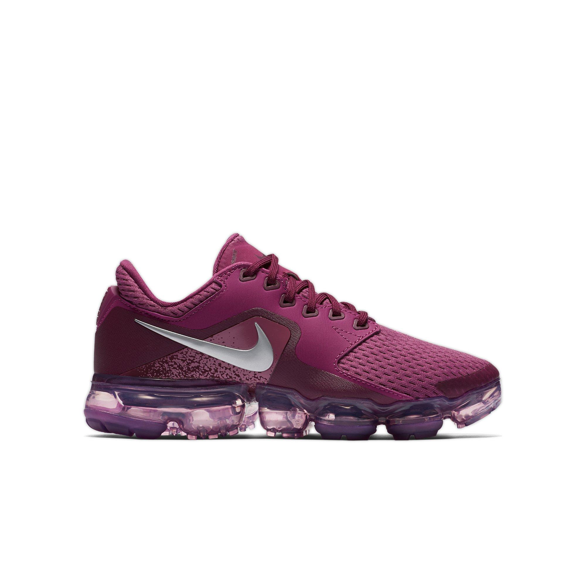 teaberry nike shoes