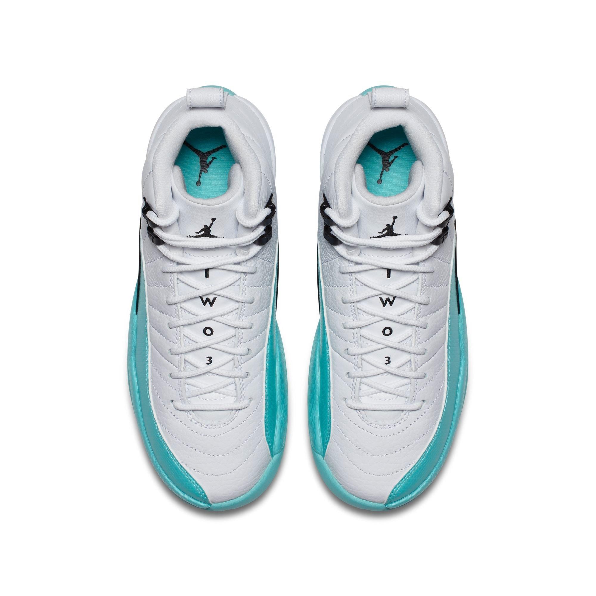 hibbett sports grade school jordans