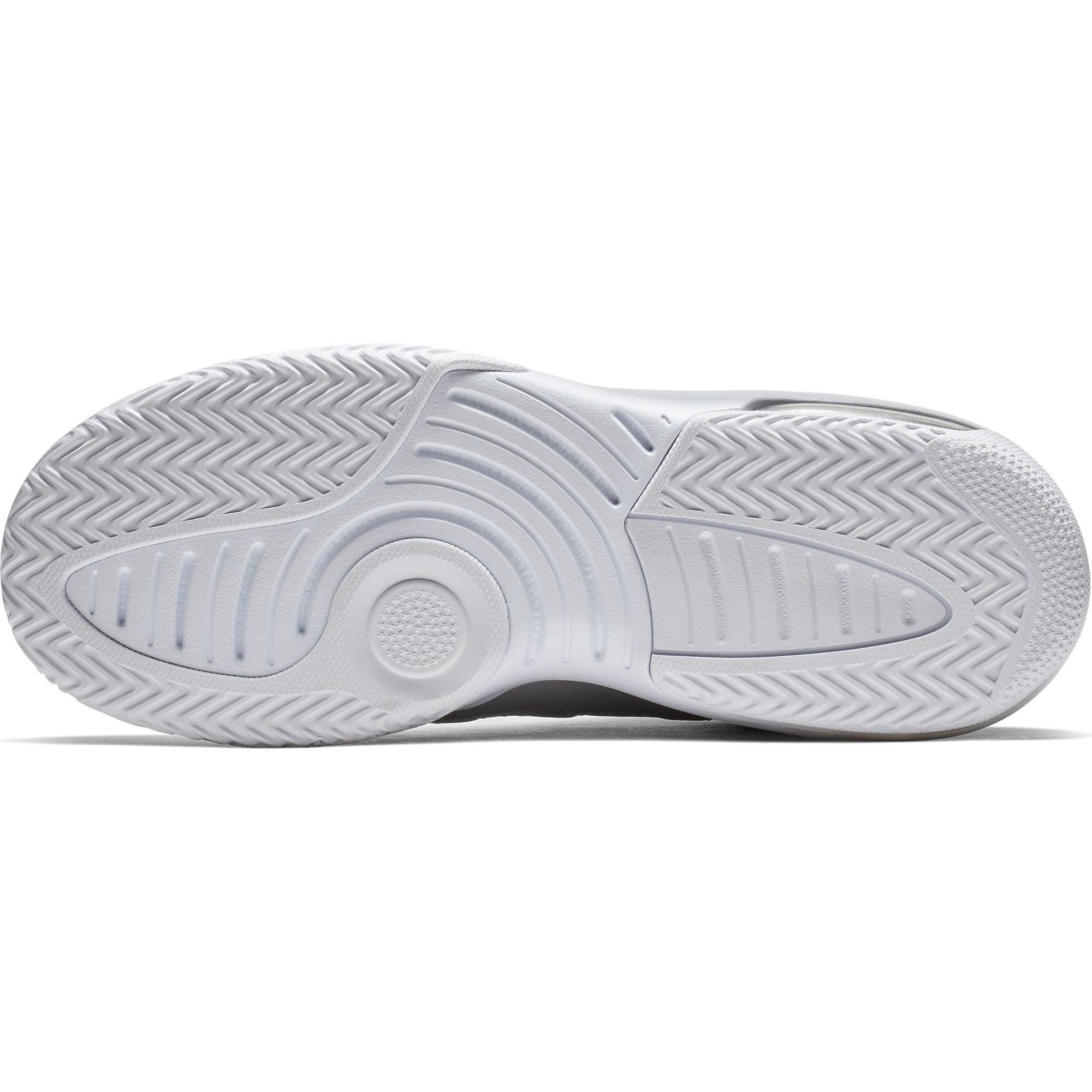 jordan max aura silver