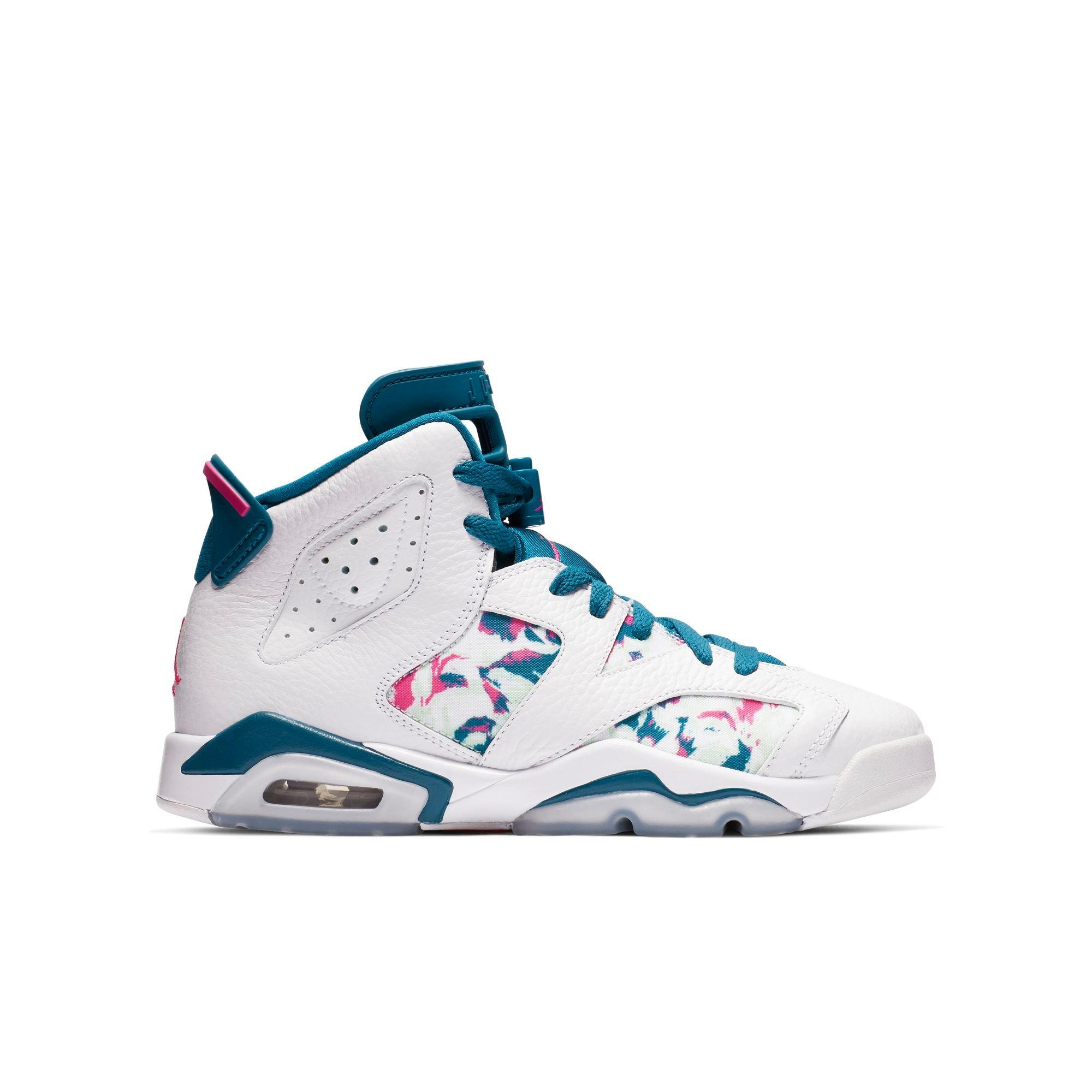 jordan retro 6 girl