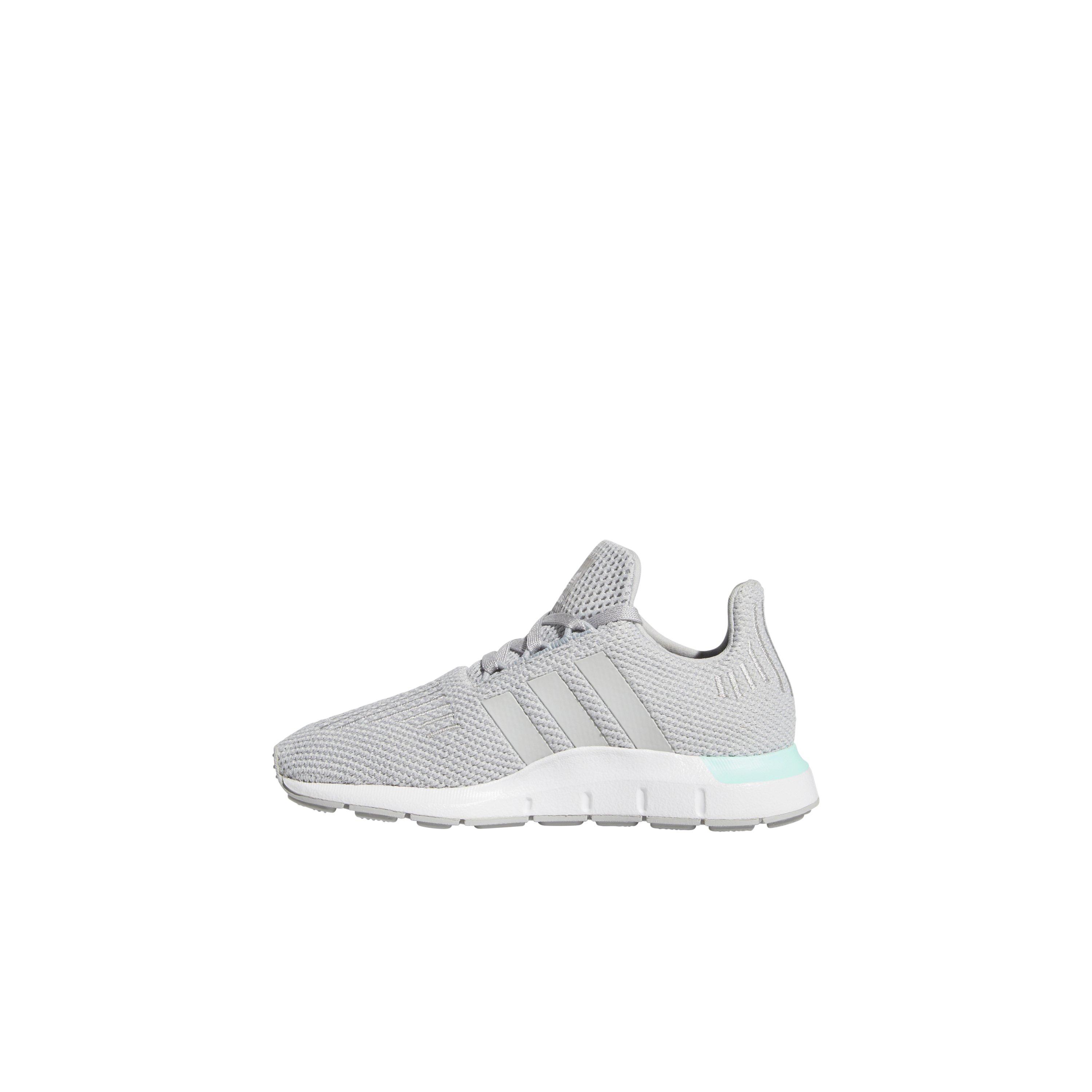 adidas swift run grey pink