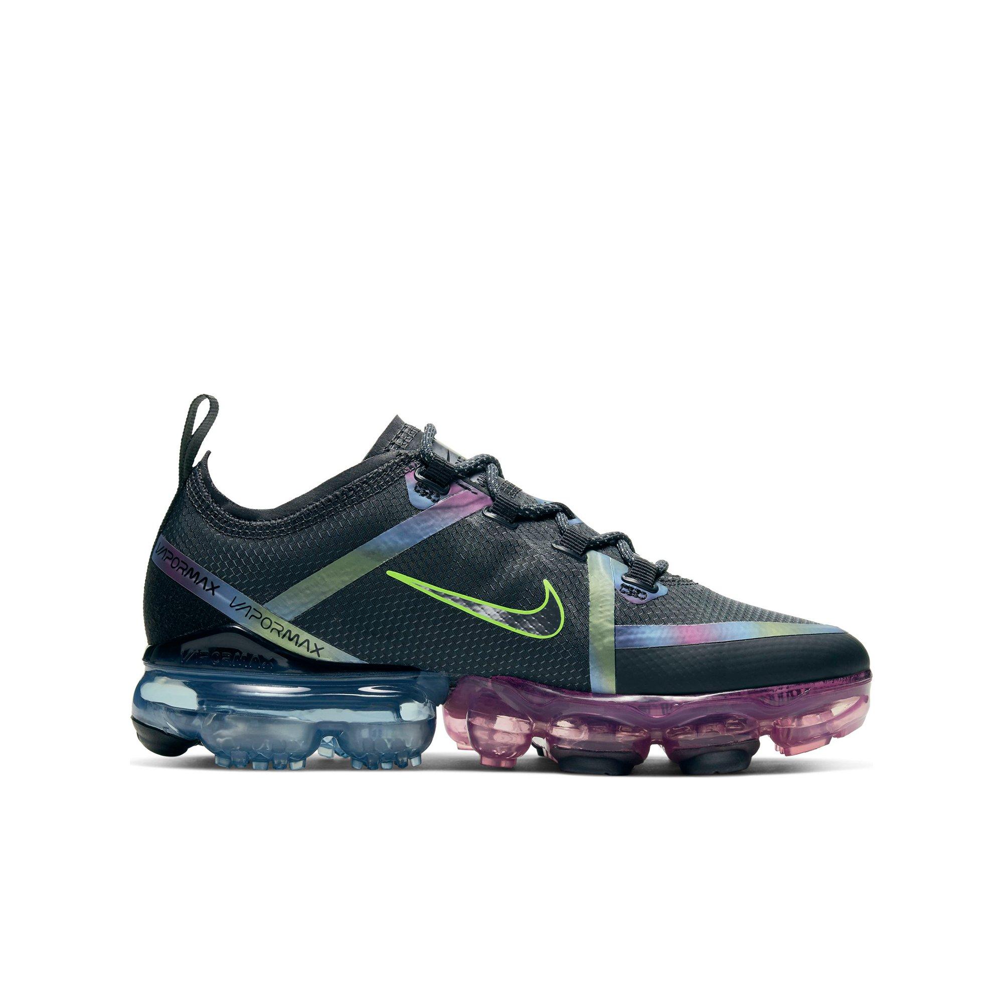 city gear vapormax