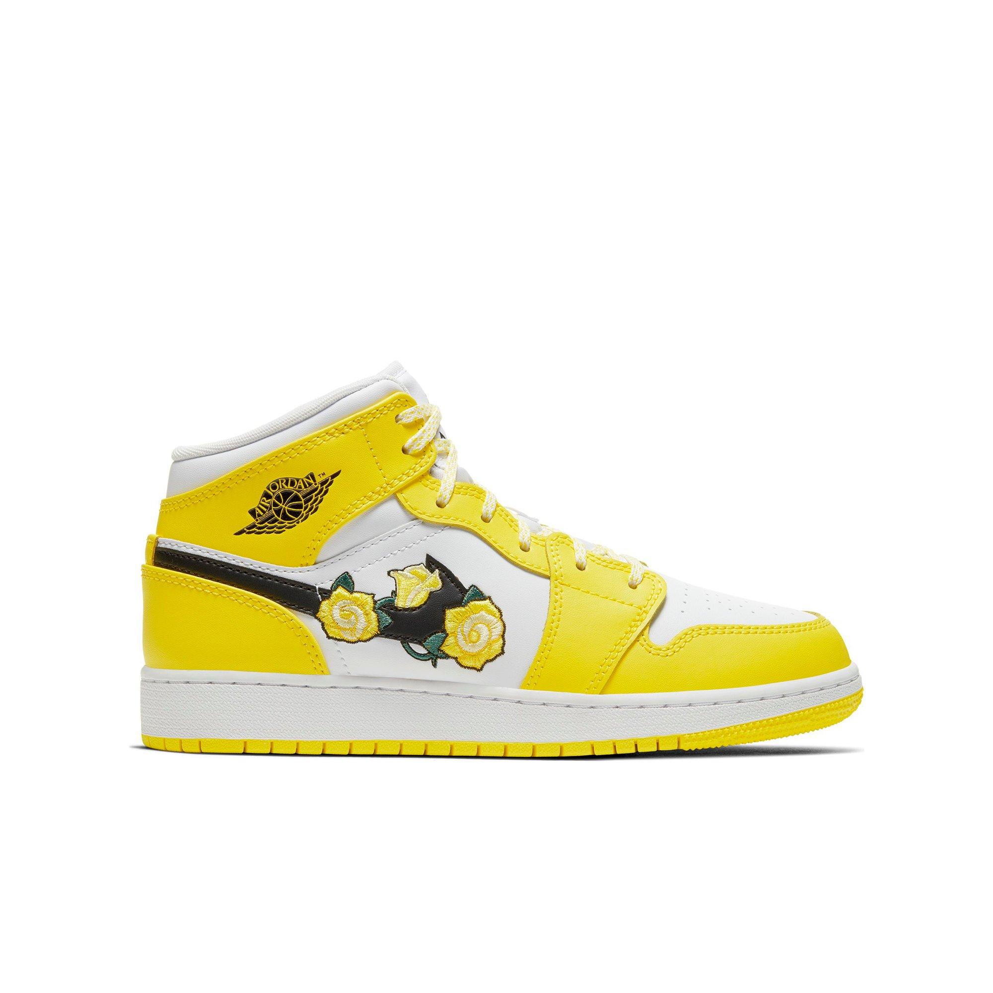 retro 1 yellow and black grade school