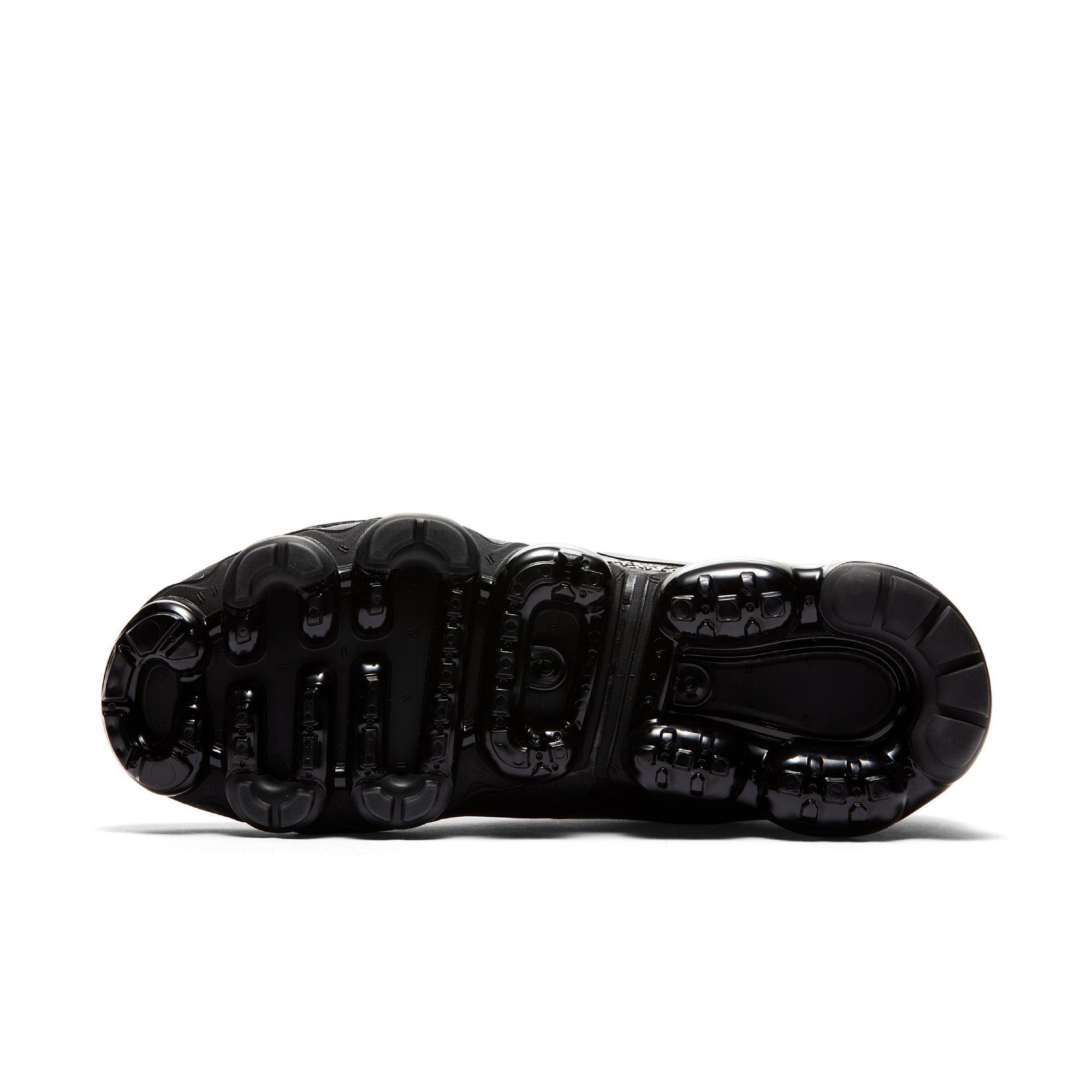 vapormax black womens