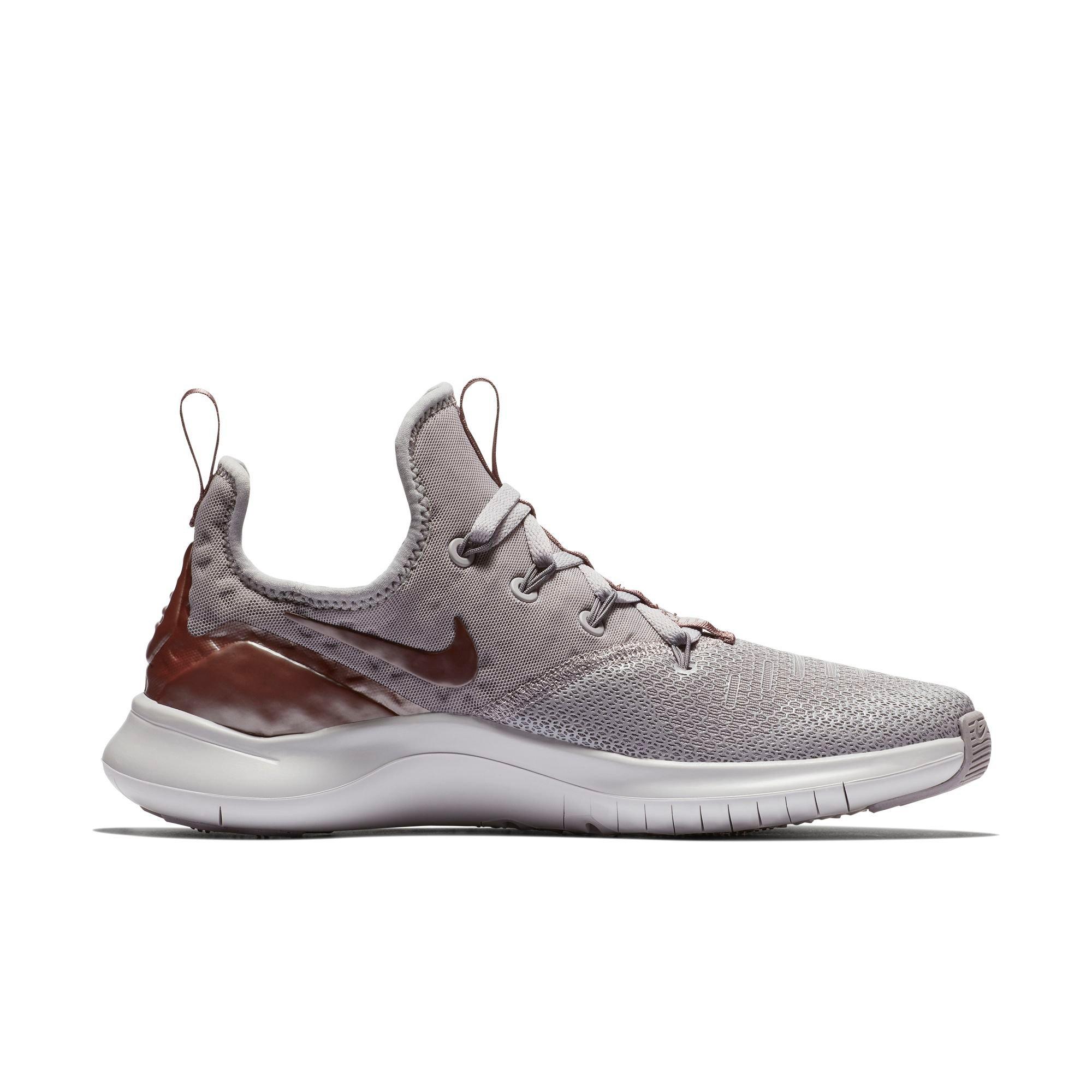 nike women's free tr 8 lm