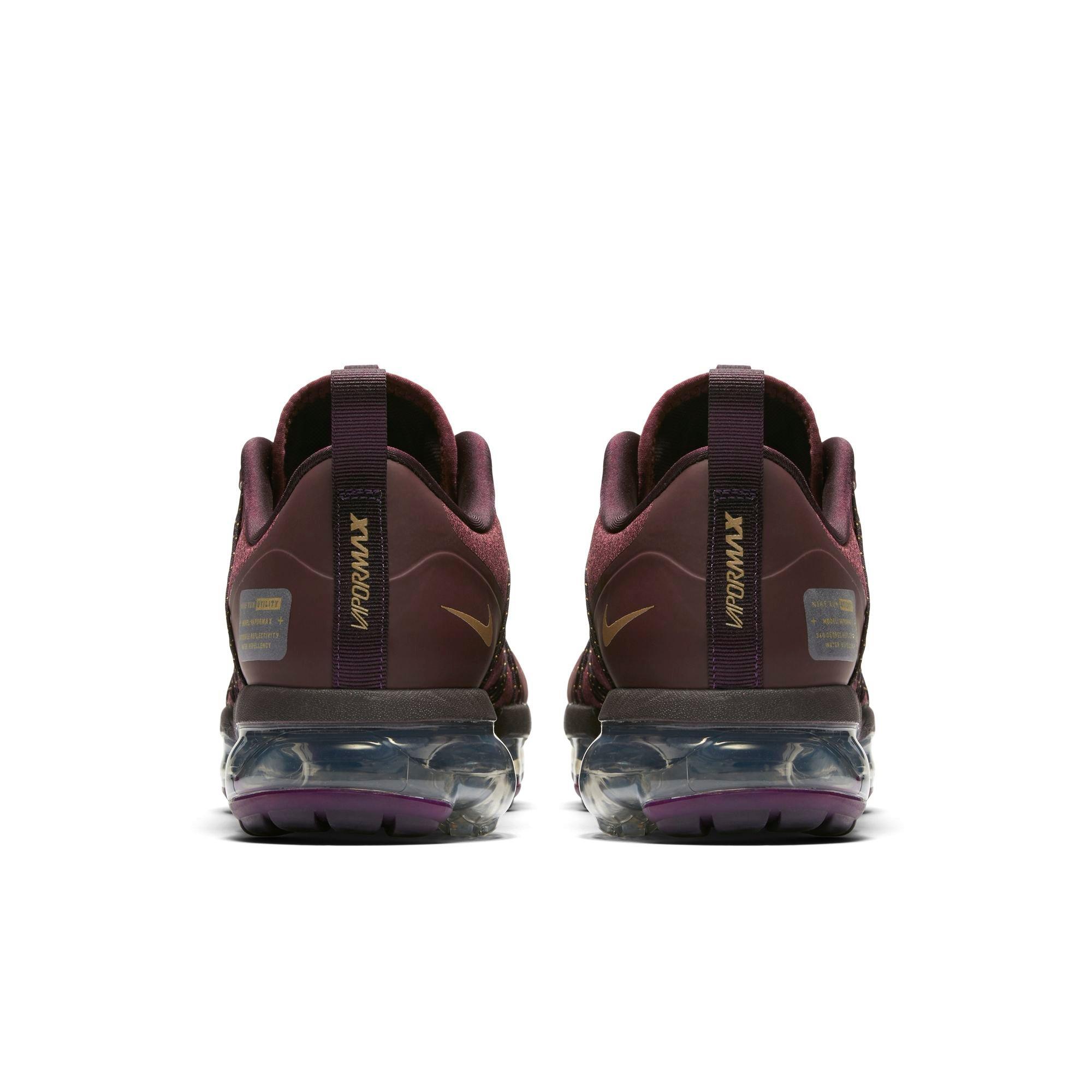 nike air vapormax run utility burgundy crush women's shoe
