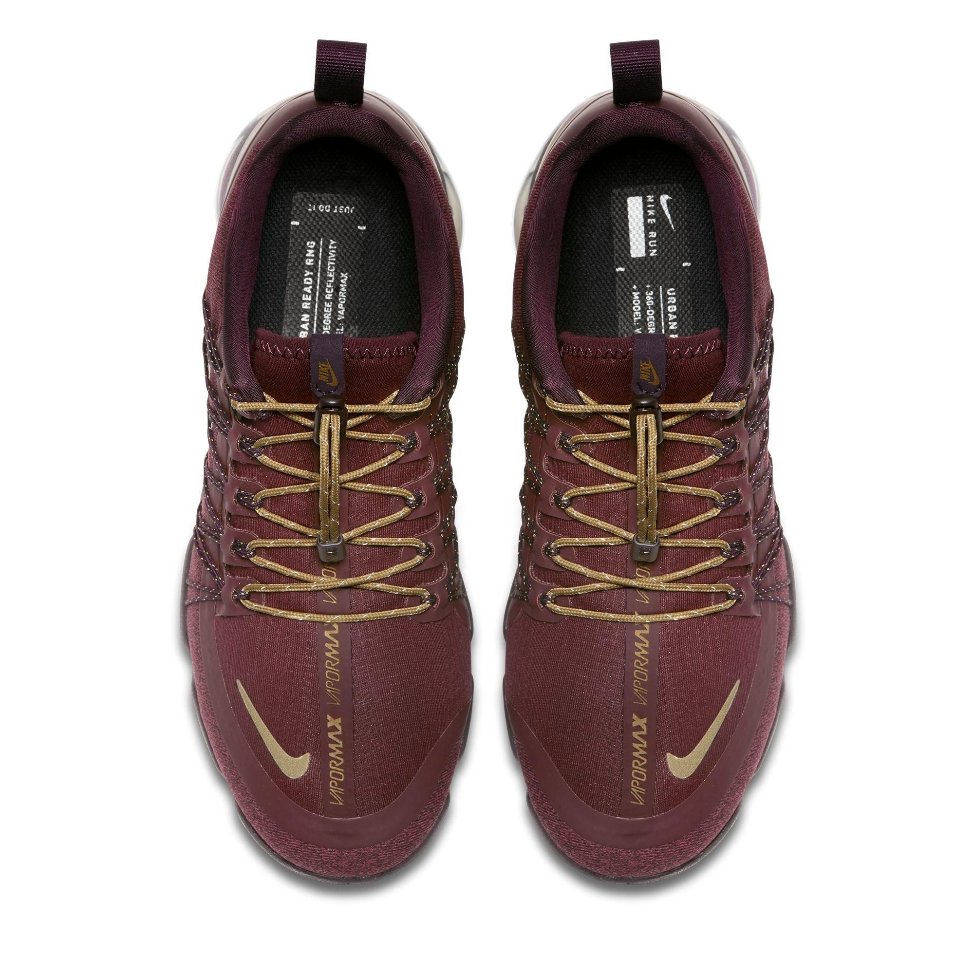 nike air vapormax run utility burgundy