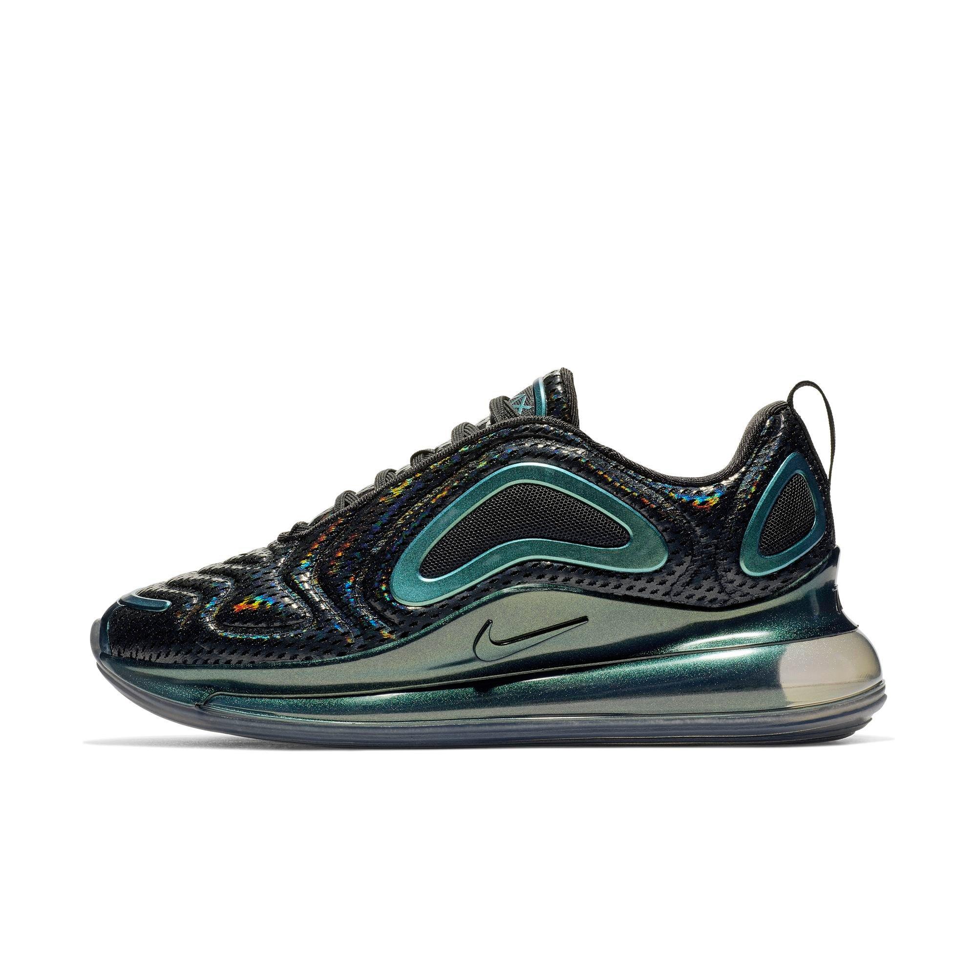 air max 720 iridescent black