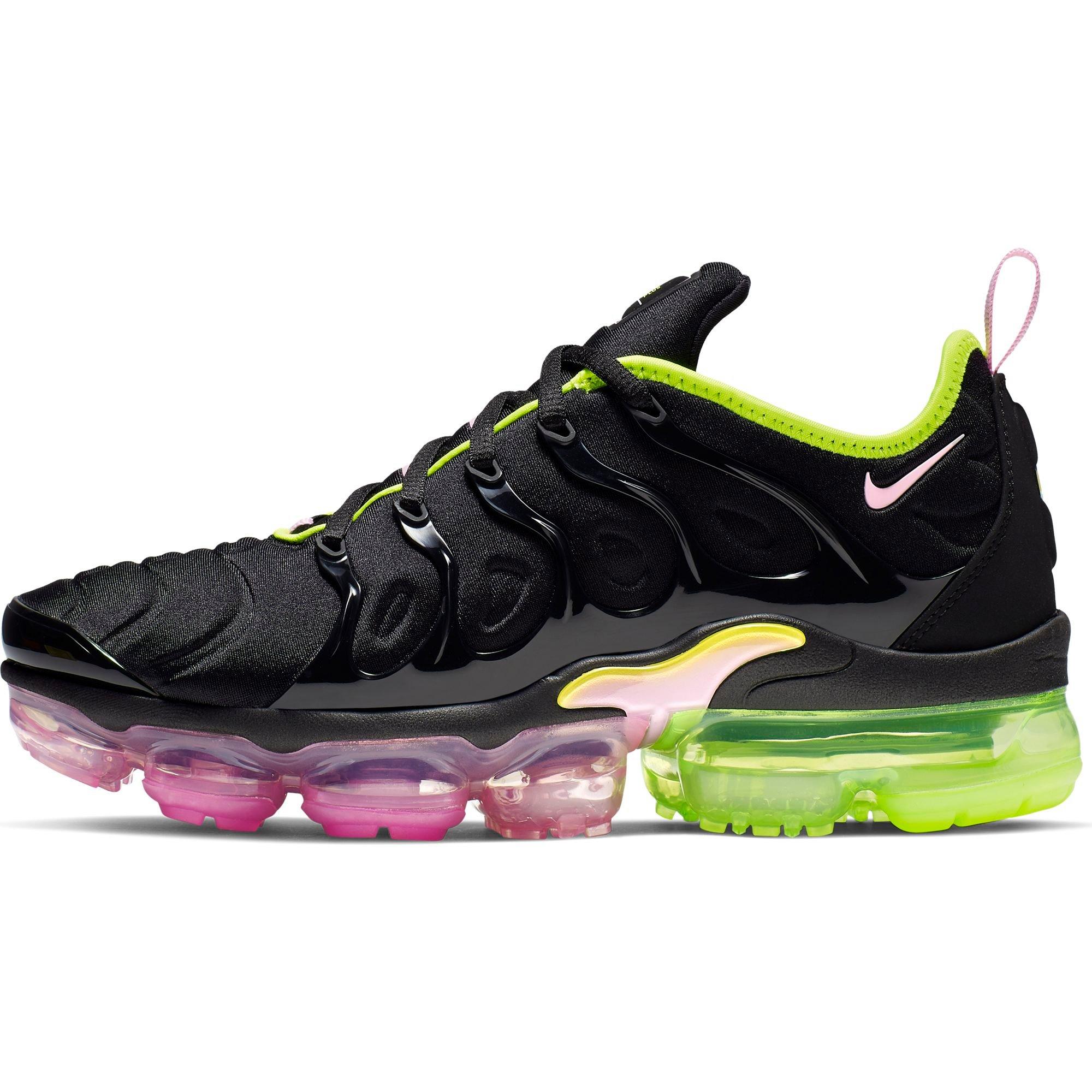 vapormax plus black pink rise