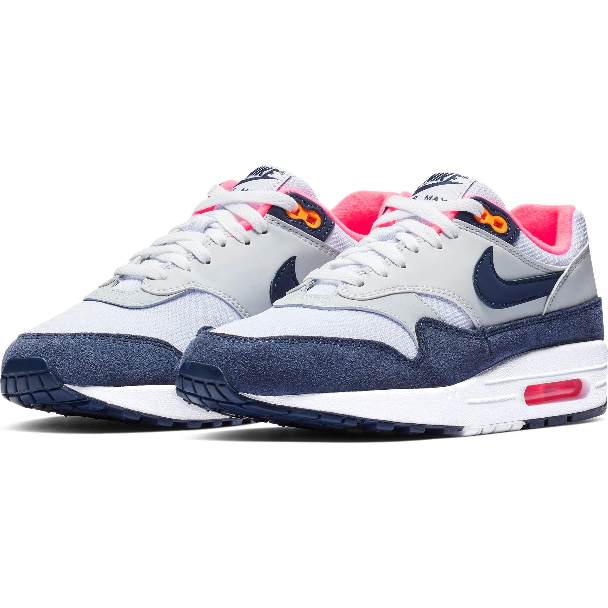 nike wmns air max1