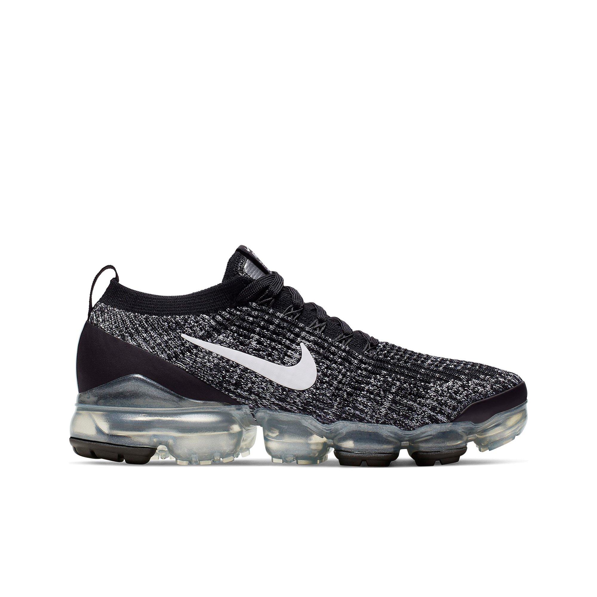 vapormax flyknit black white