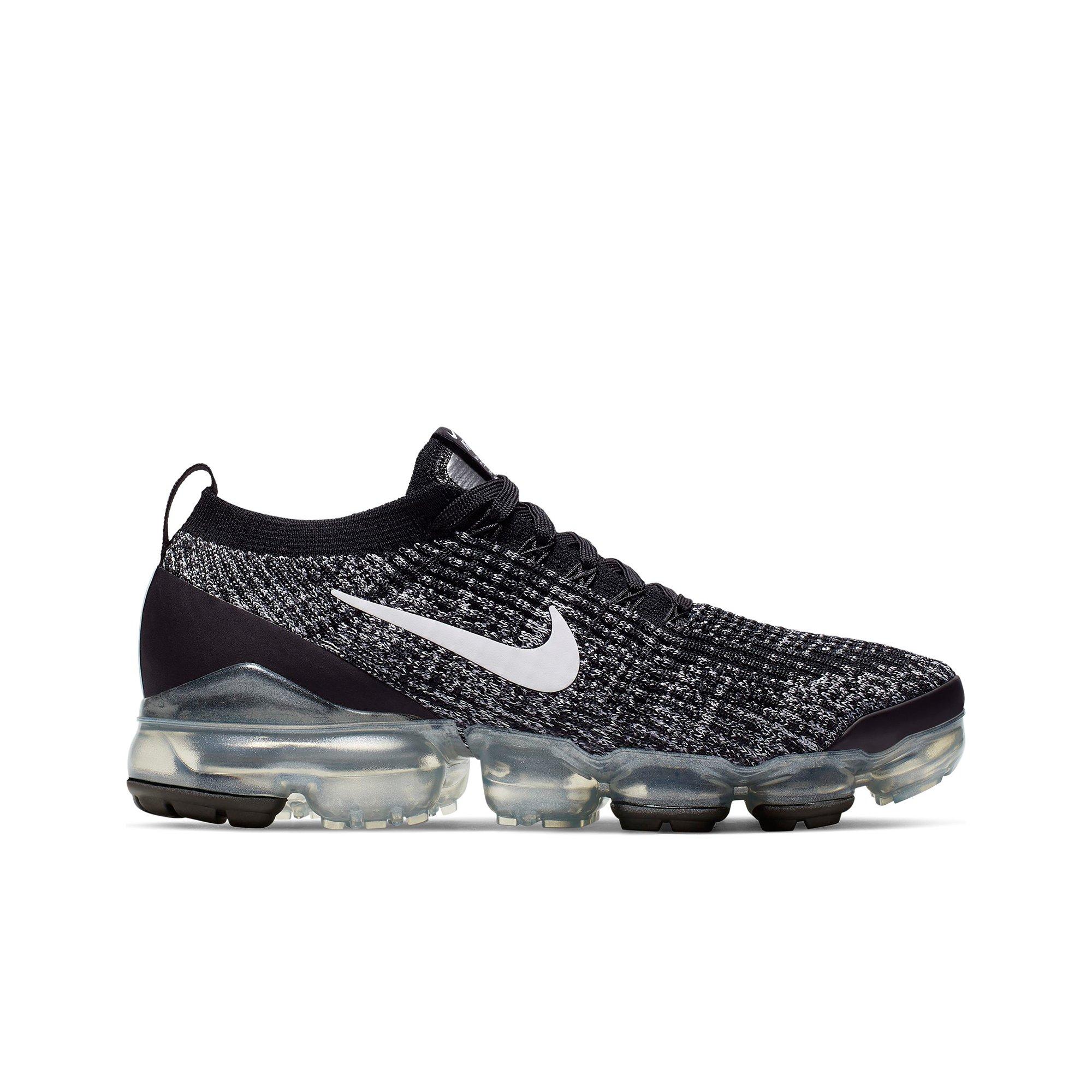 nike vapormax black and white womens