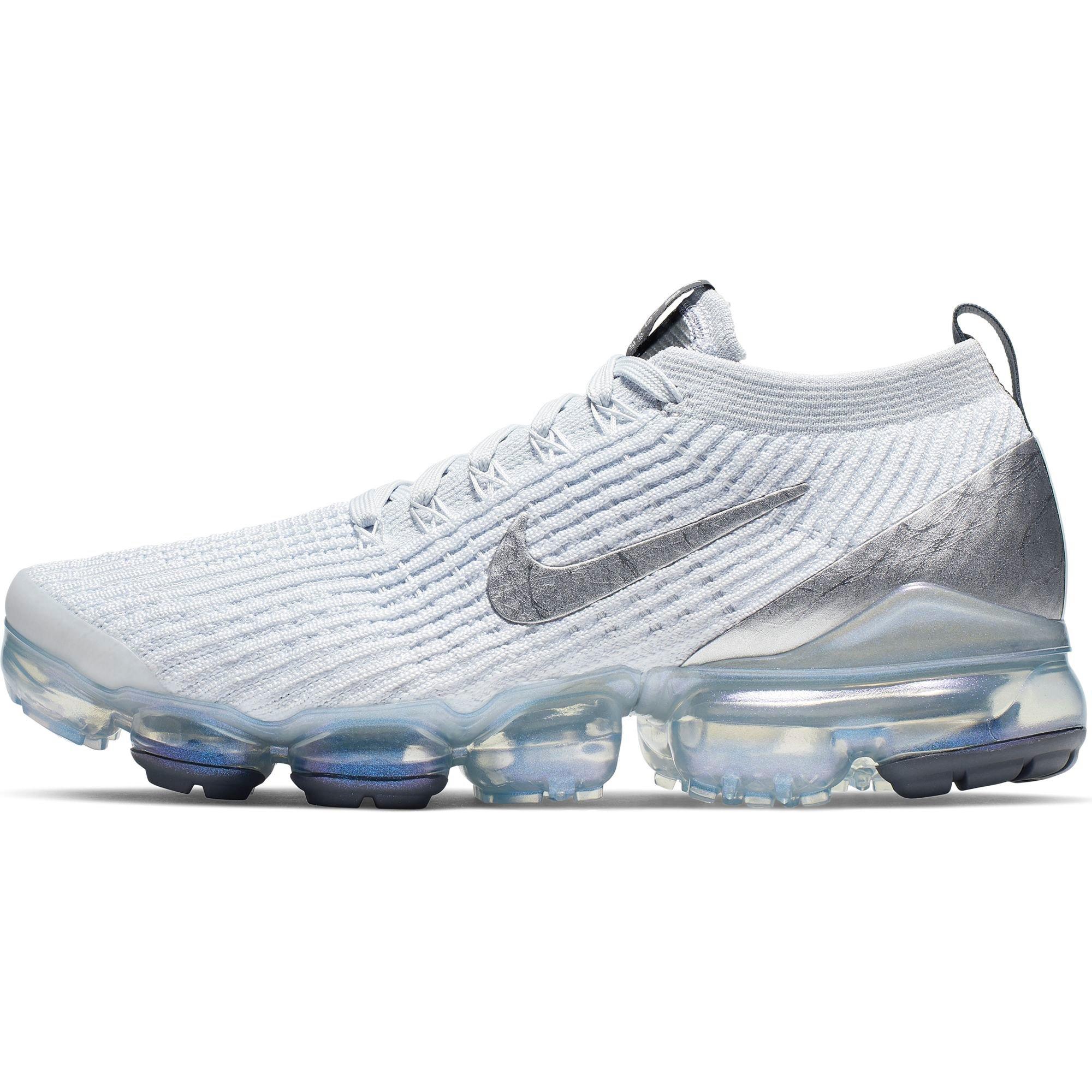 vapormax white platinum