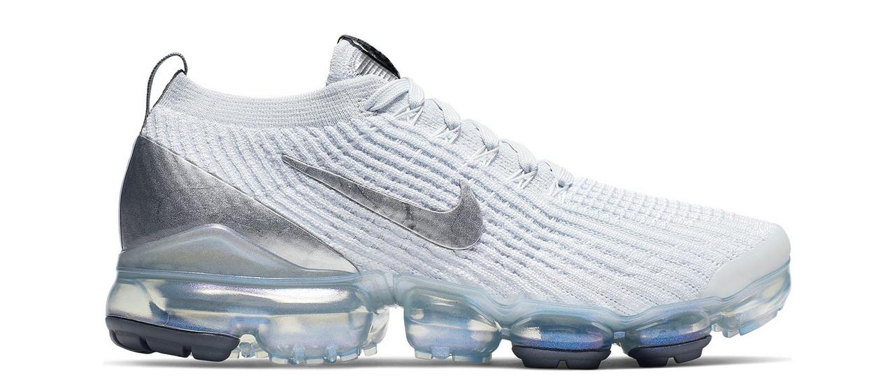 White vapormax flyknit clearance 3