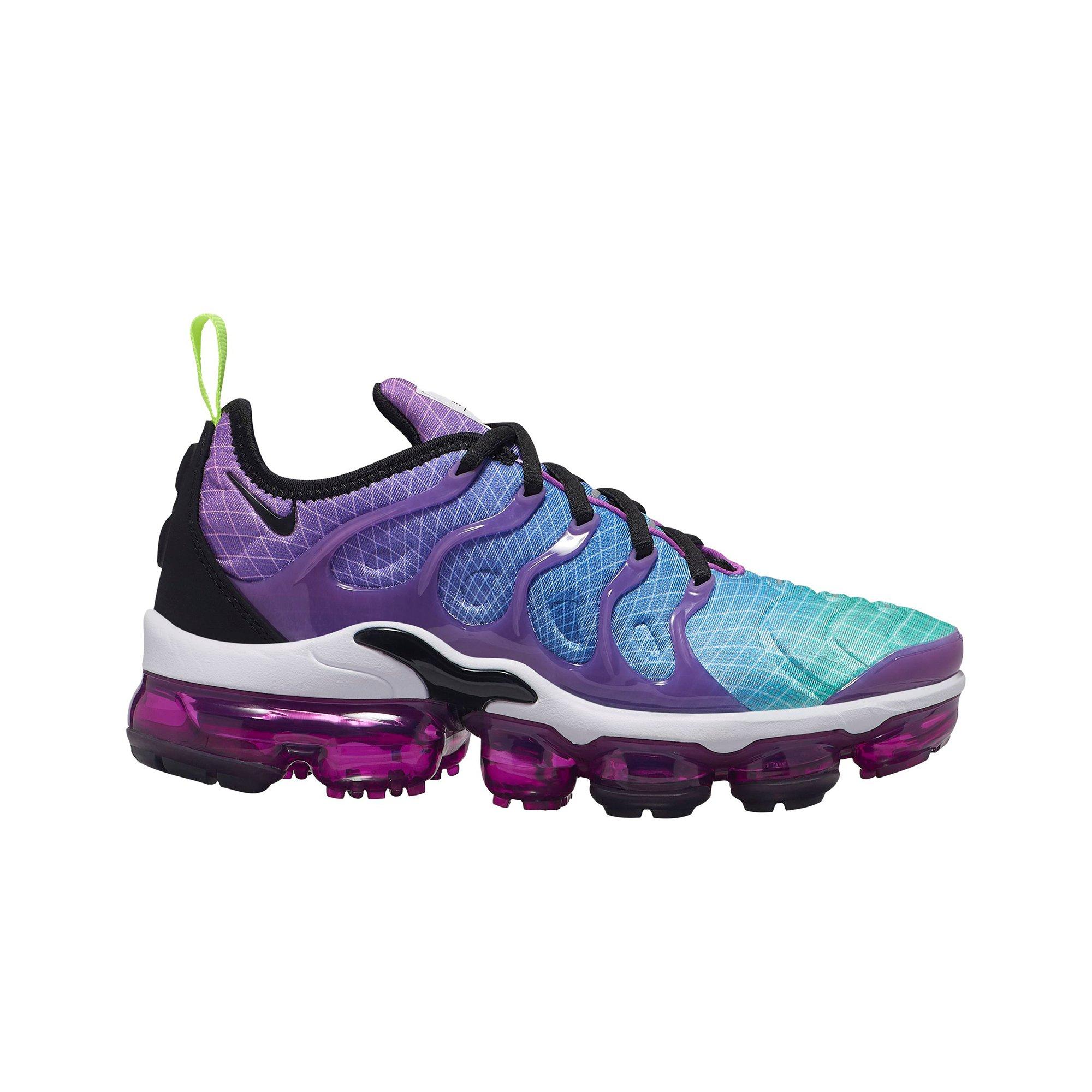 nike vapormax plus purple and black