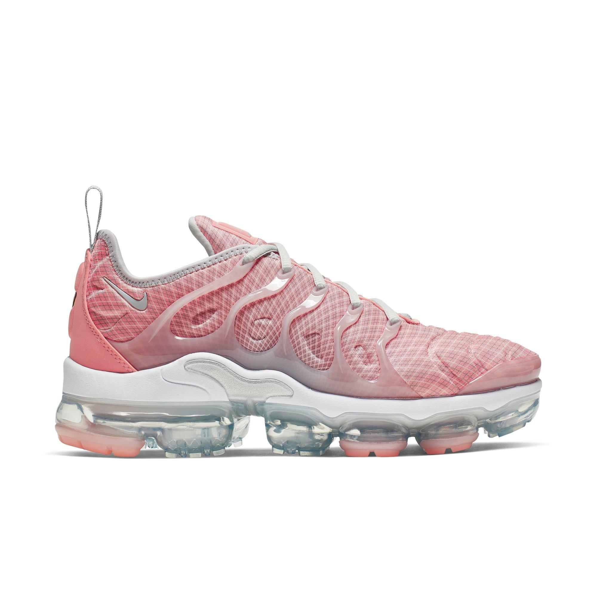 vapormax plus hibbett sports