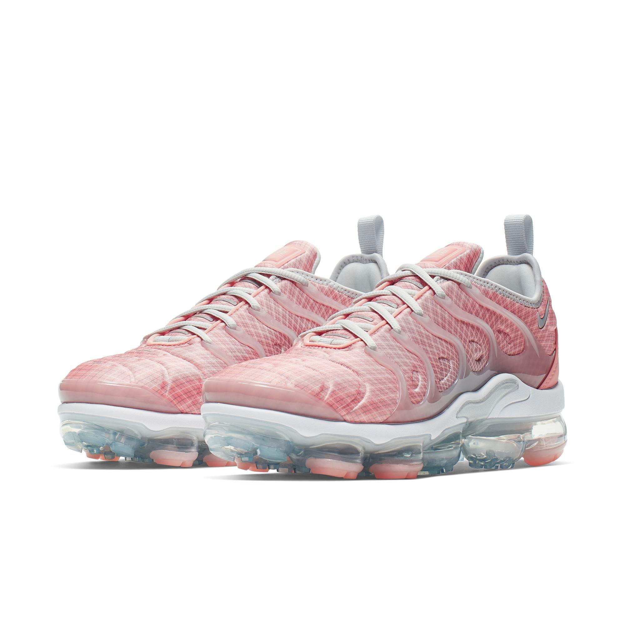 nike vapormax bleached coral