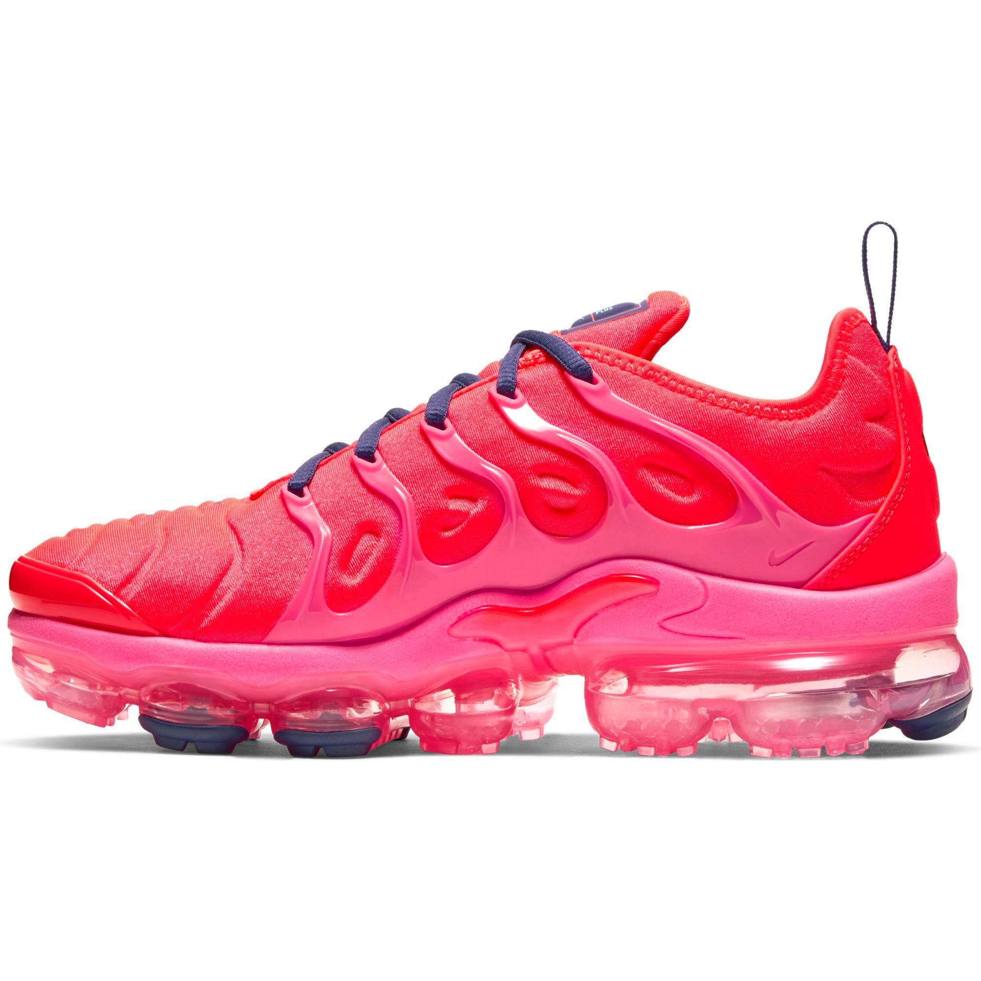 women's nike air vapormax plus running shoes bright crimson