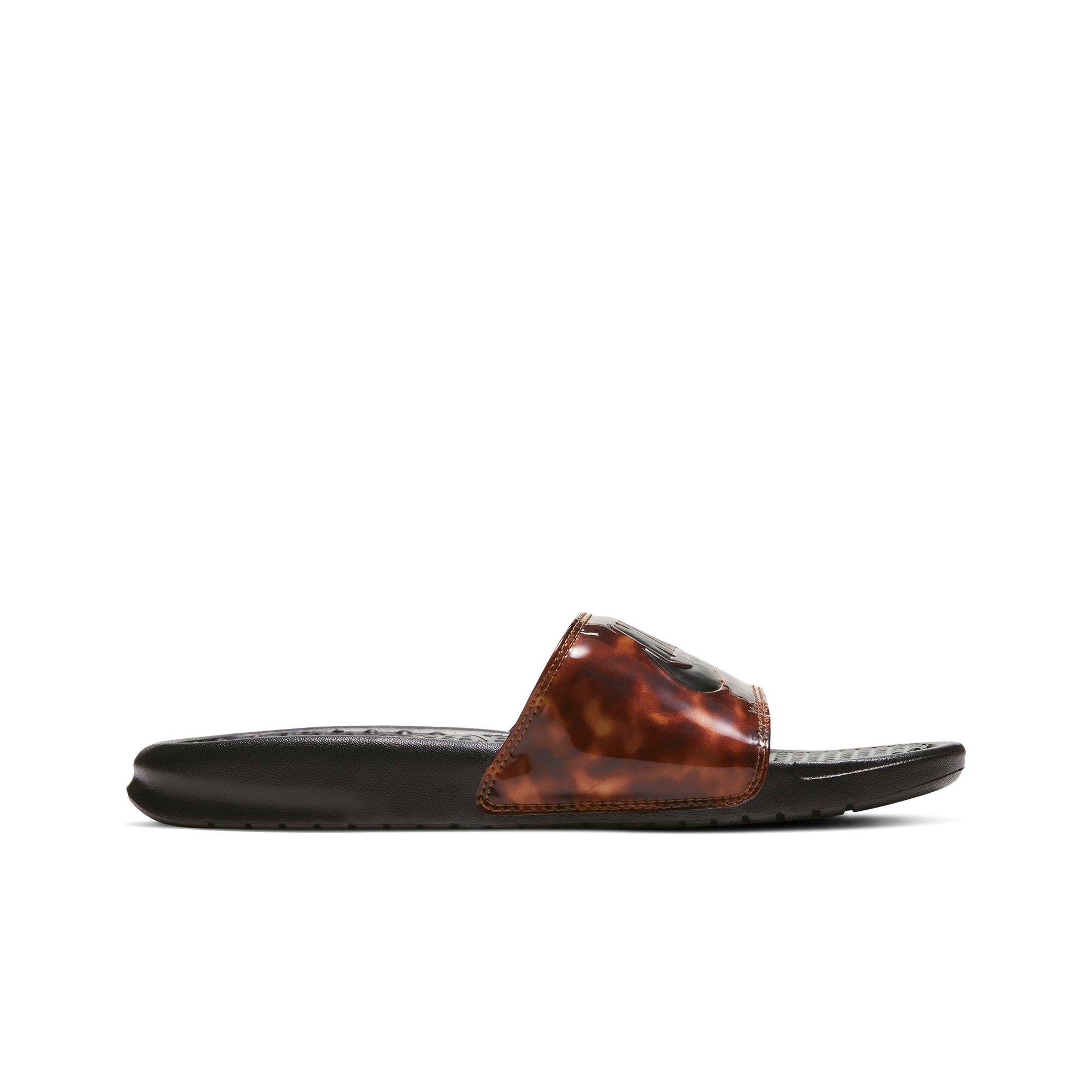 women's slide nike benassi
