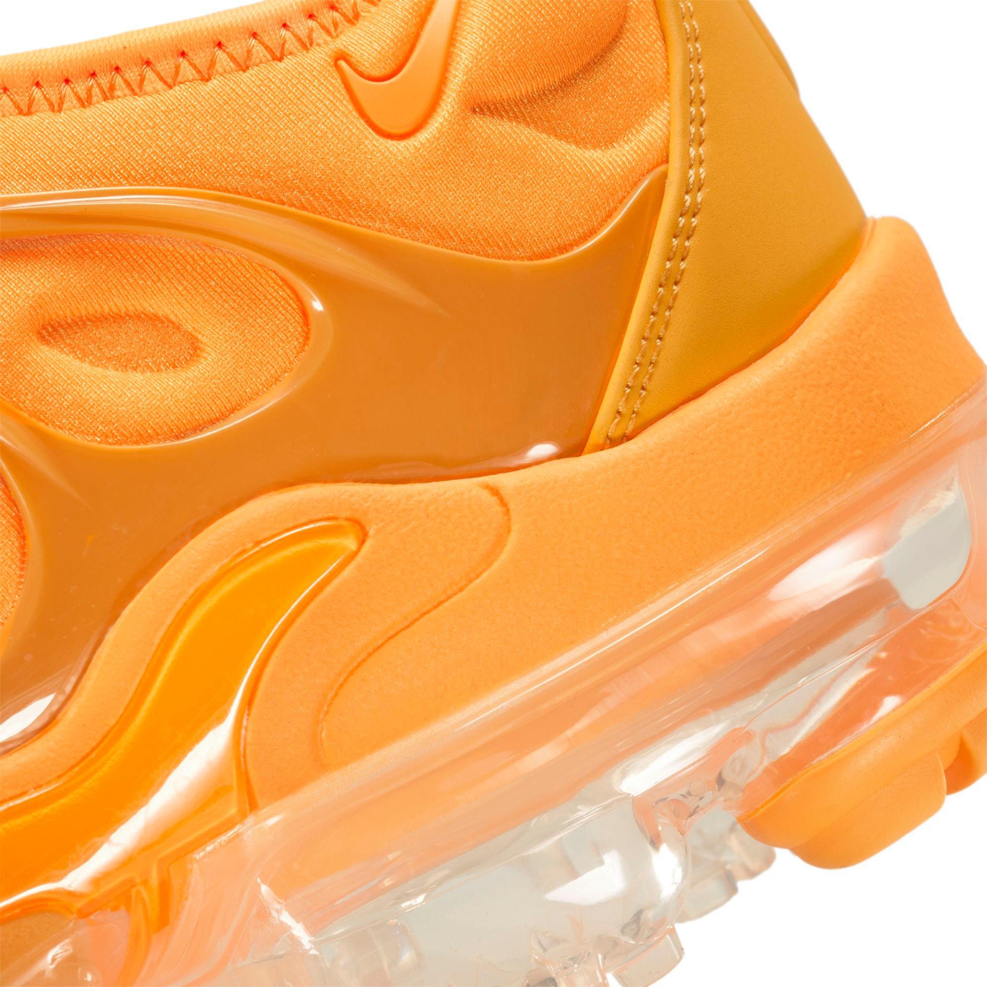 orange nike vapormax plus