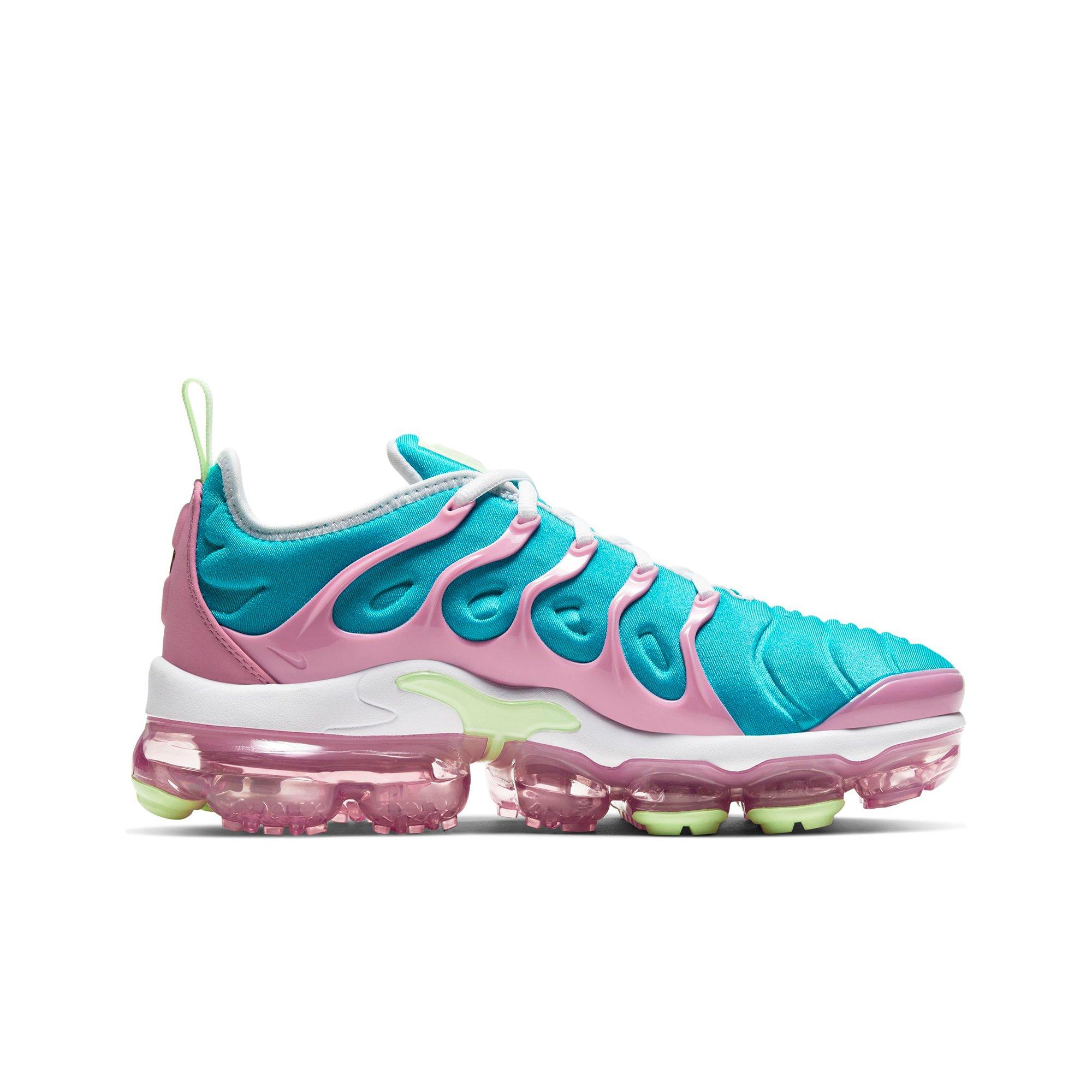 nike teal and pink shoes