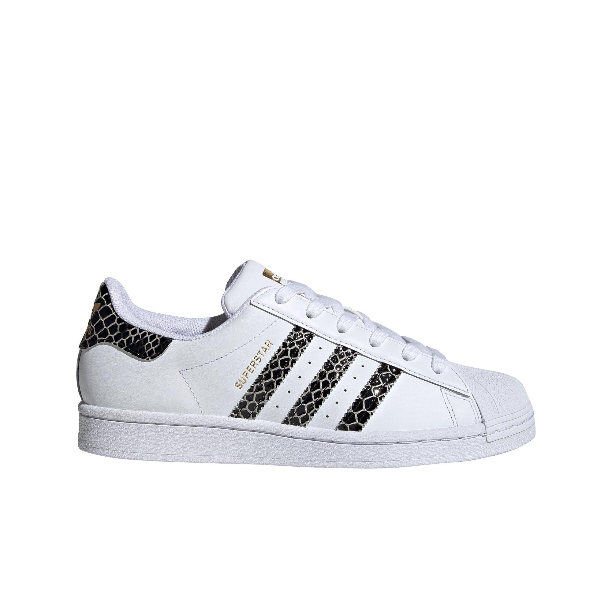 adidas superstar female