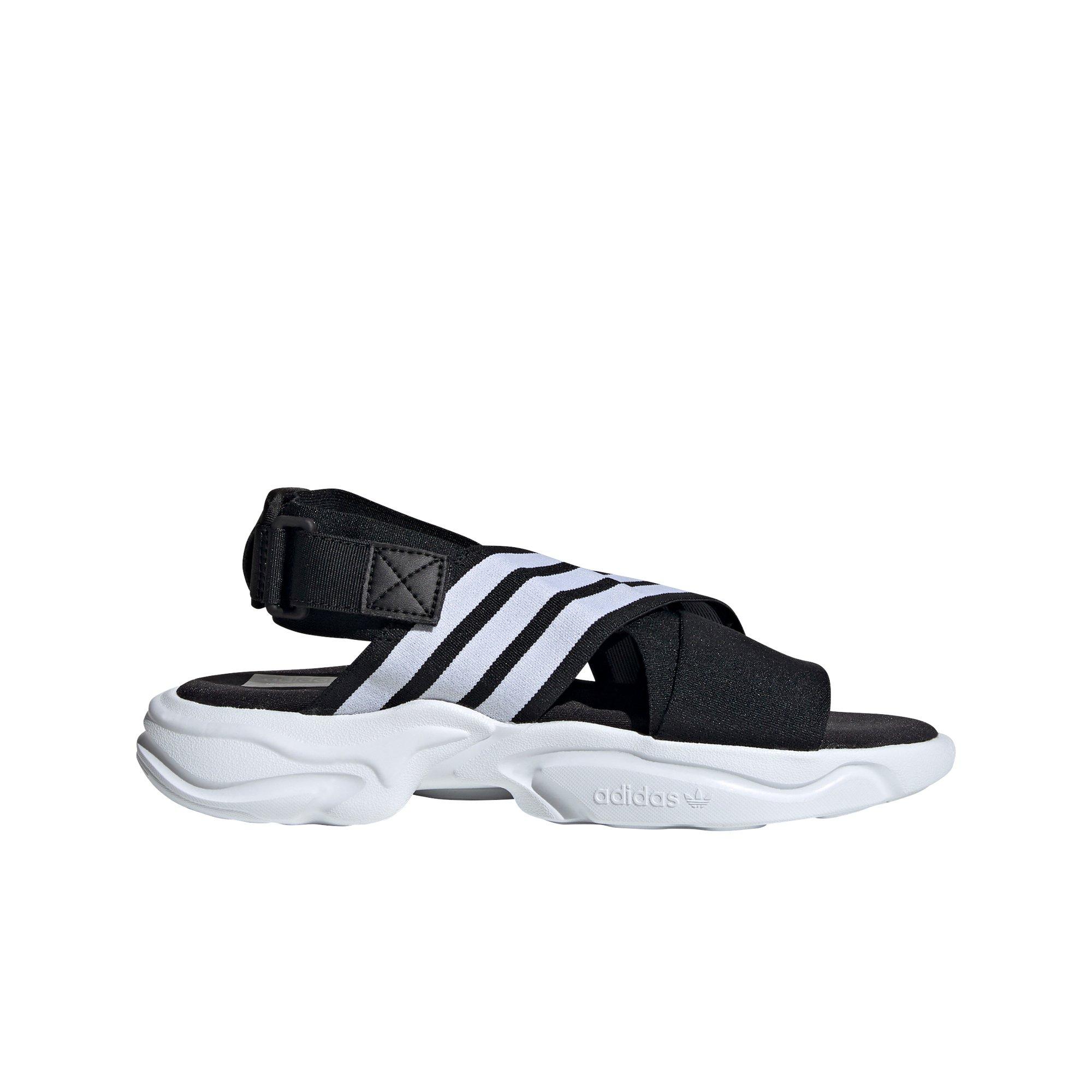 adidas magmur black and white