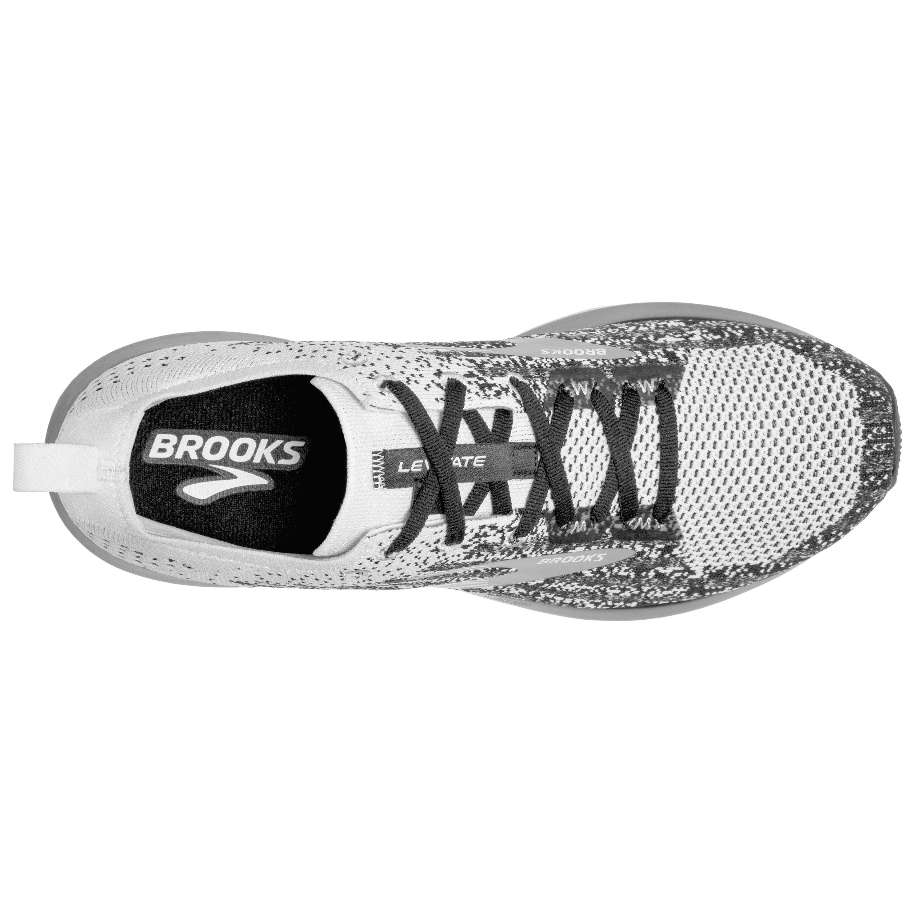 brooks oreo shoes
