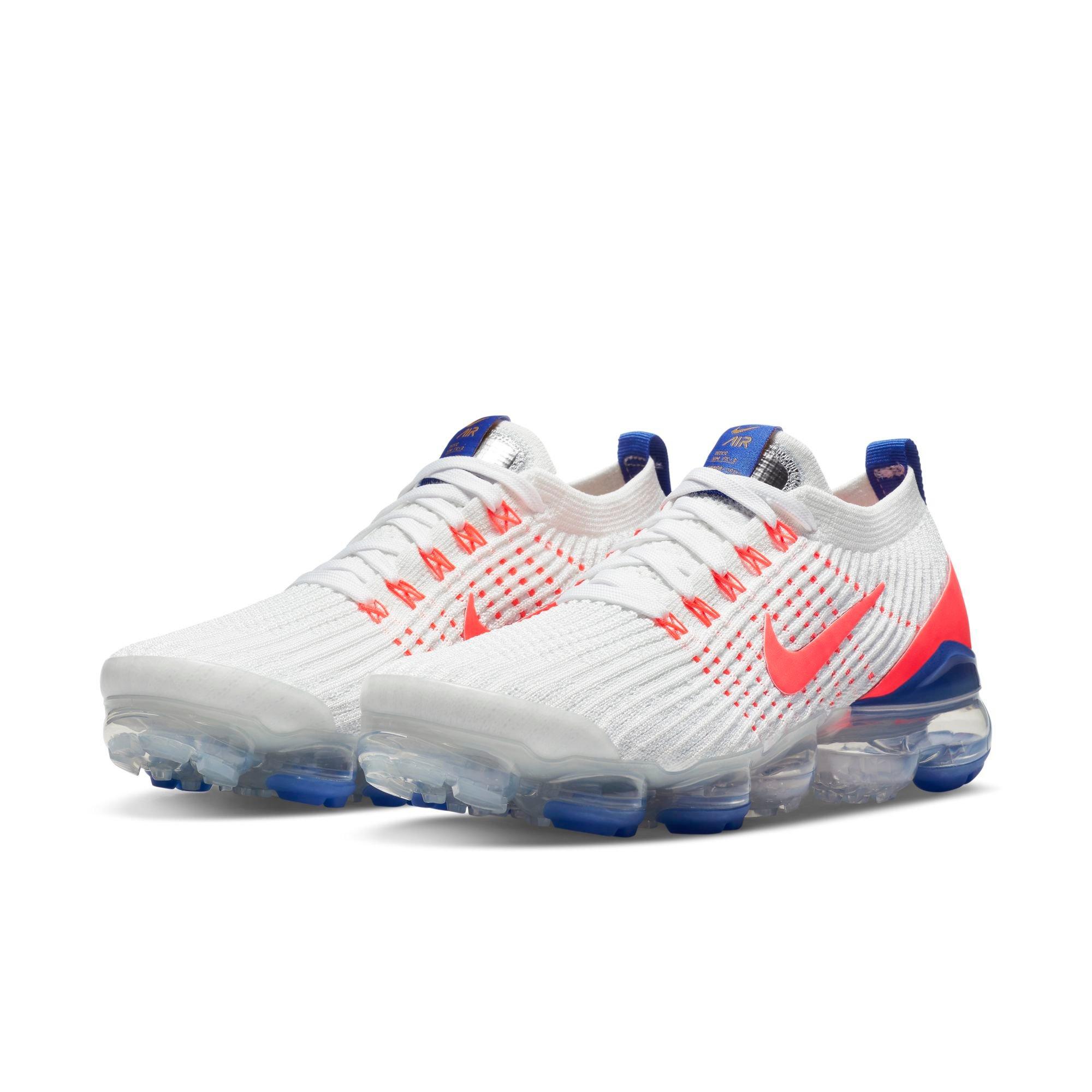 nike vapormax white and blue