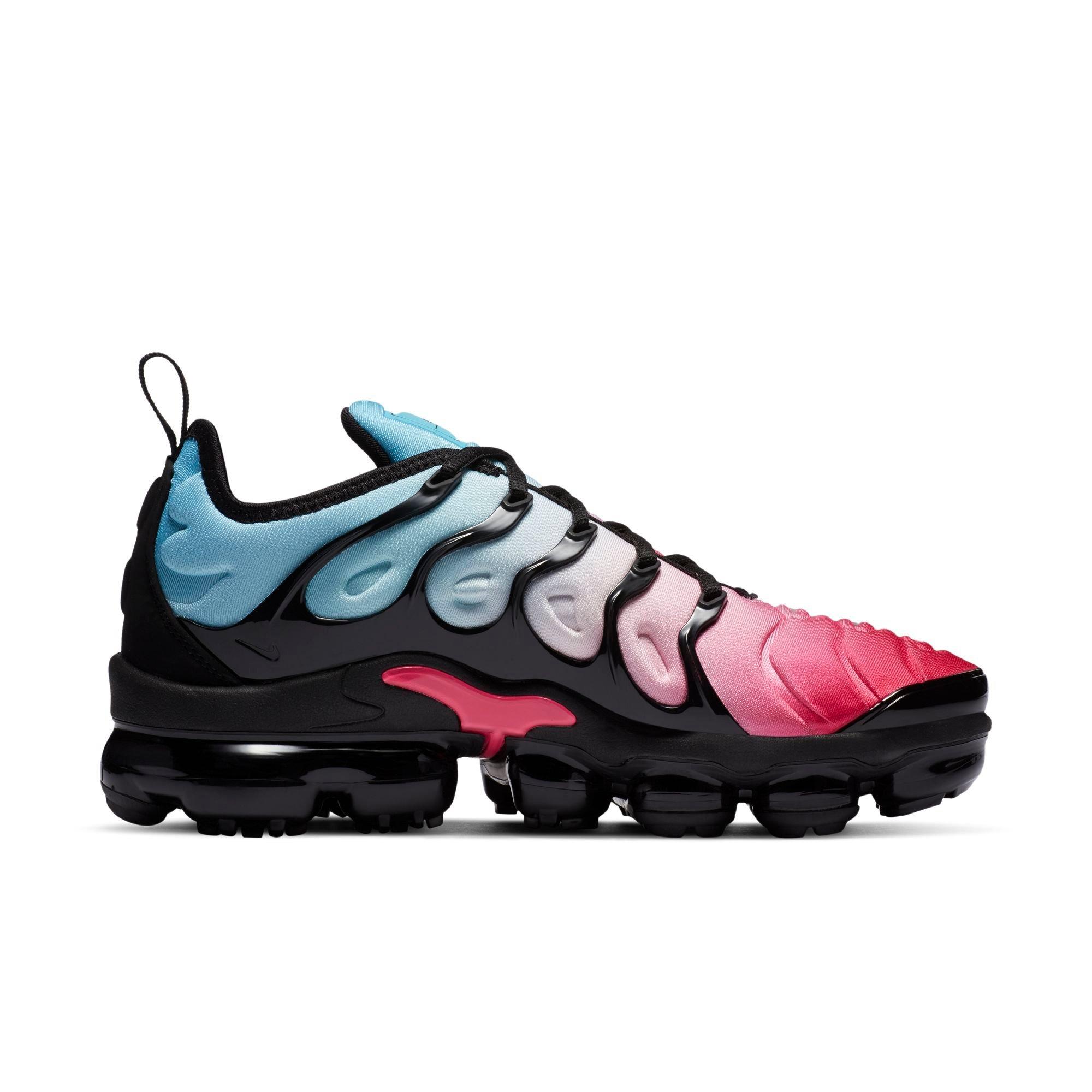 vapormax plus pink and blue