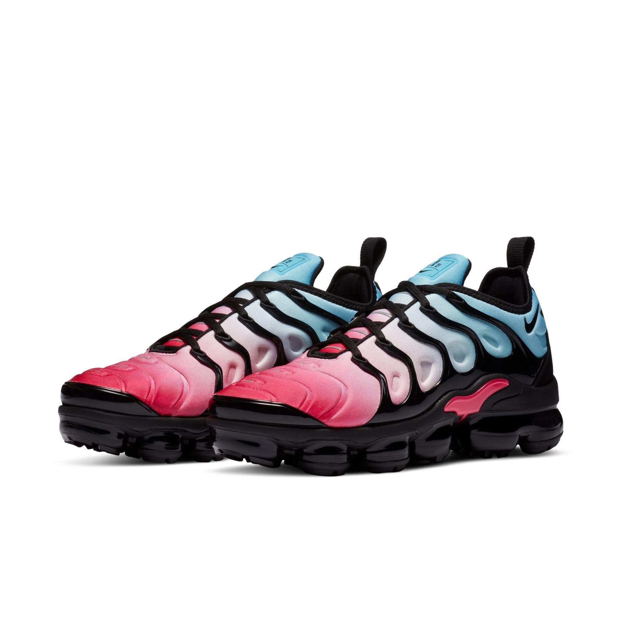 nike vapormax plus blue and pink