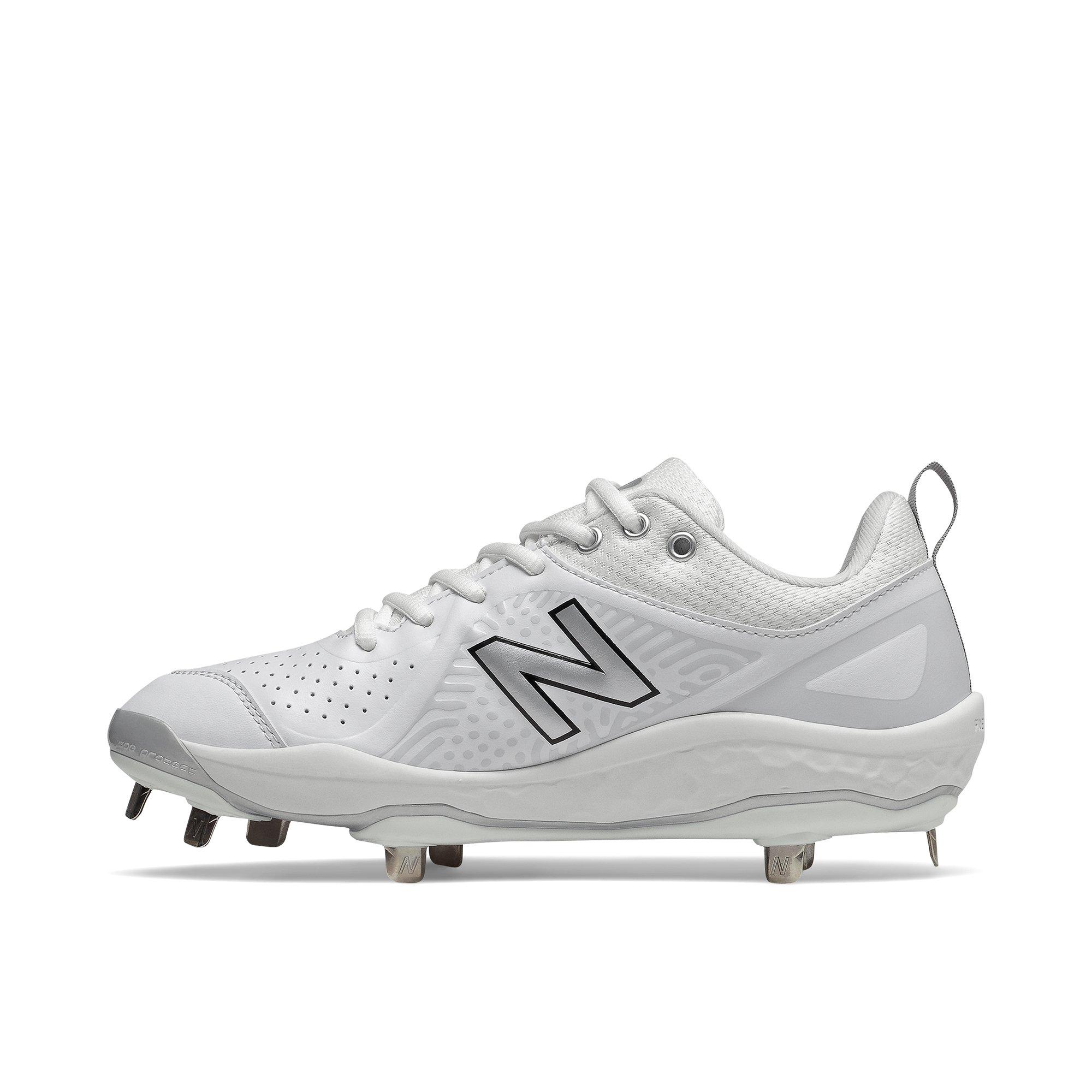 new balance soccer cleats womens gold