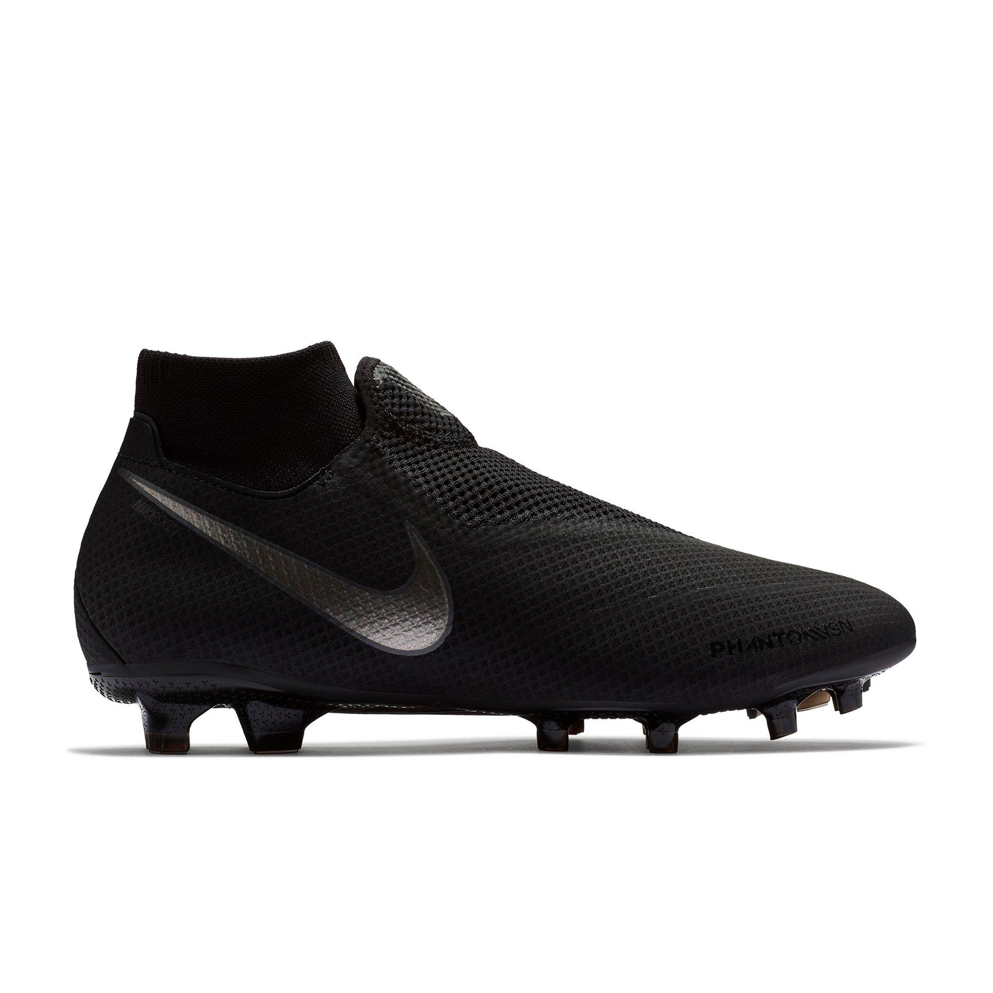 black soccer shoes
