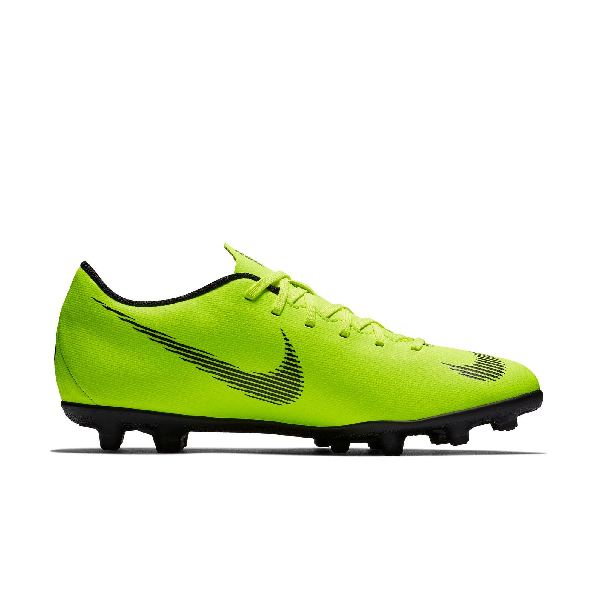 hibbett sports soccer cleats
