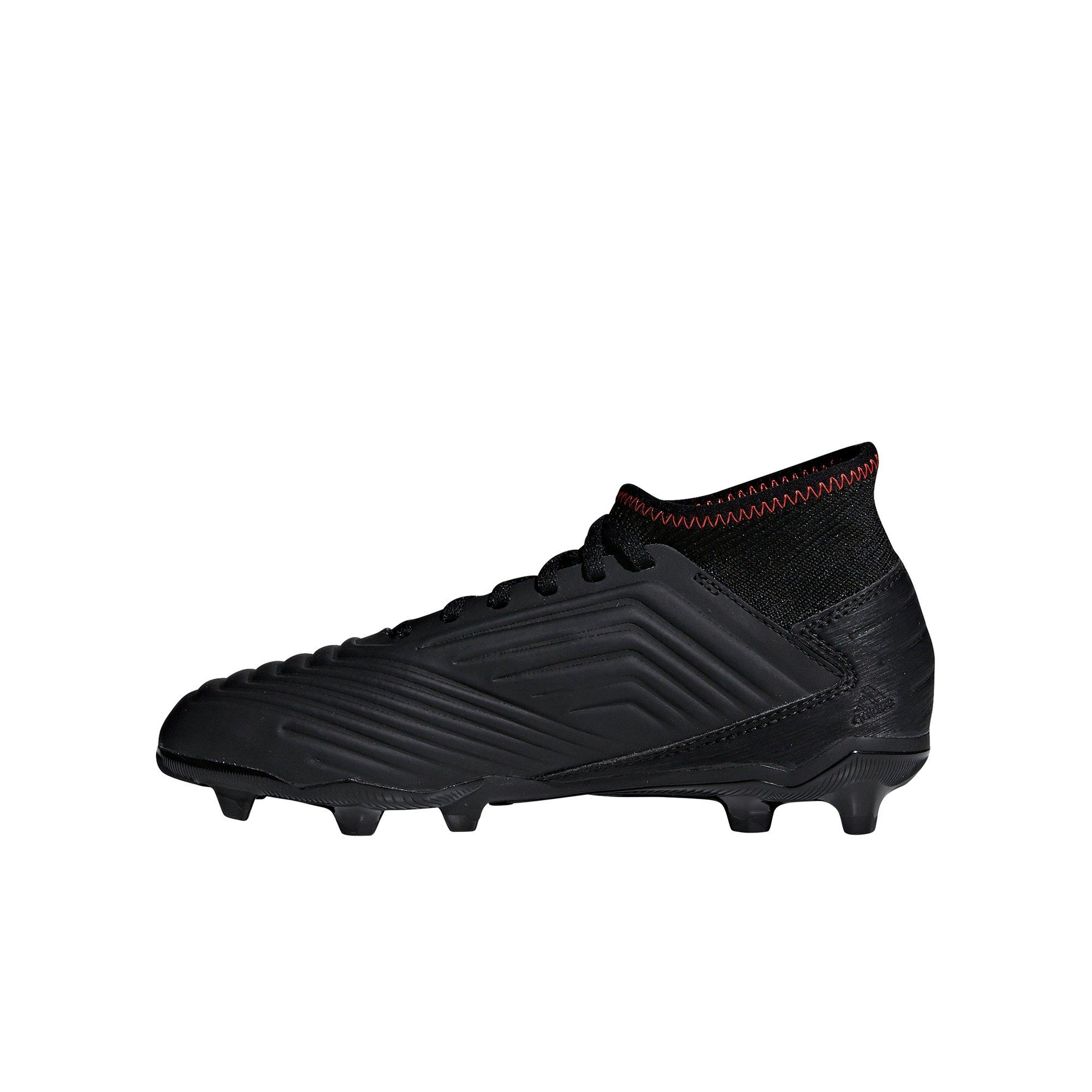 predator cleats black