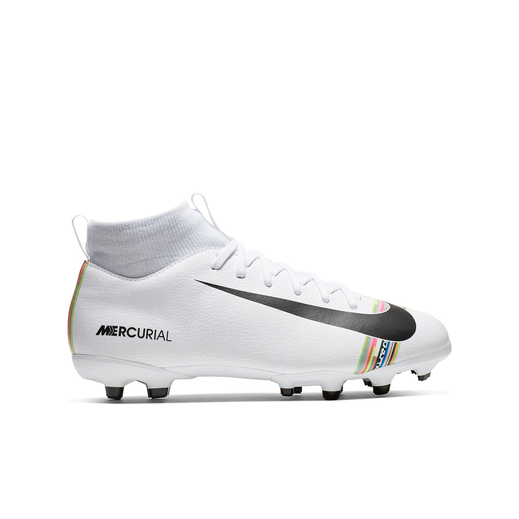 hibbett sports soccer cleats