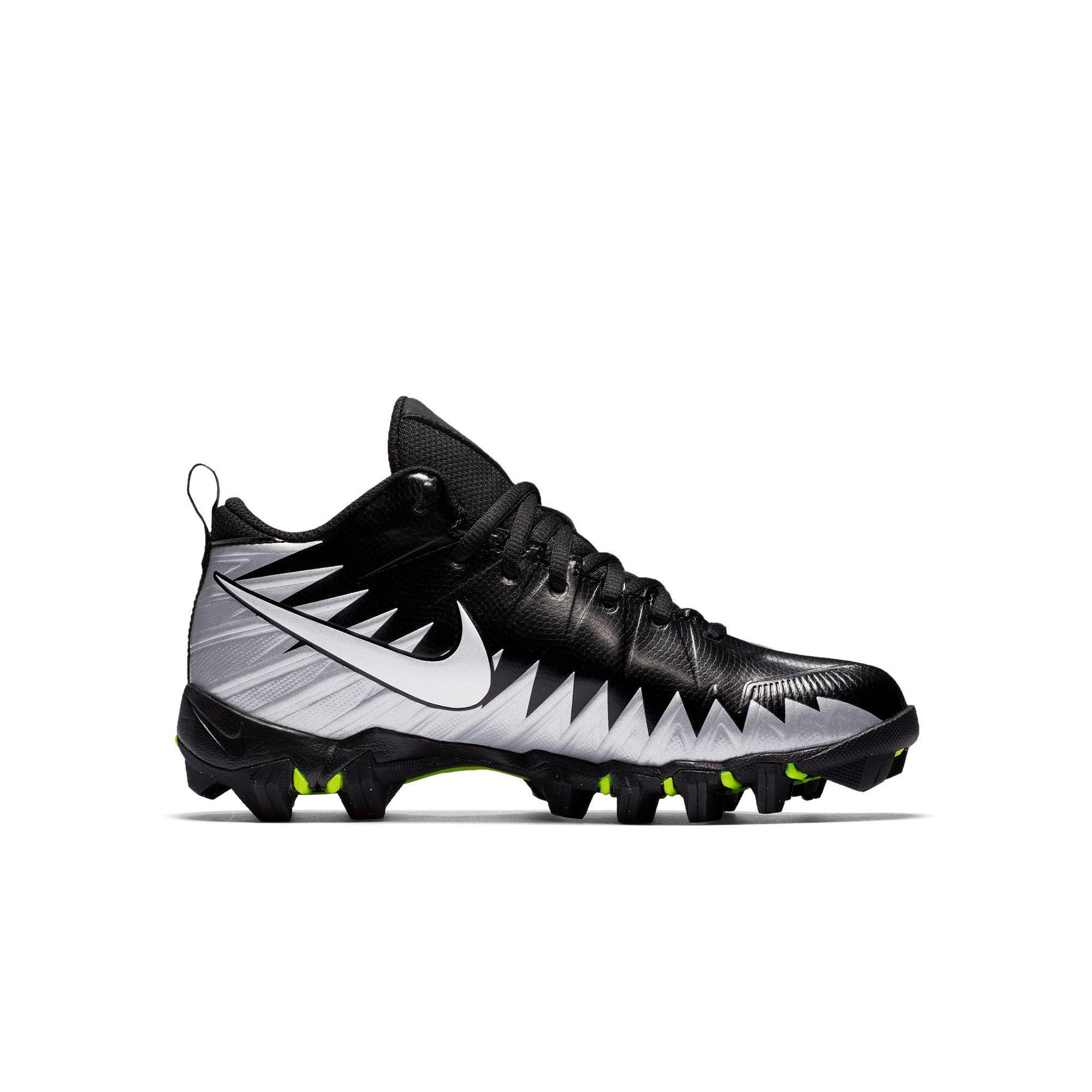 boys black football cleats