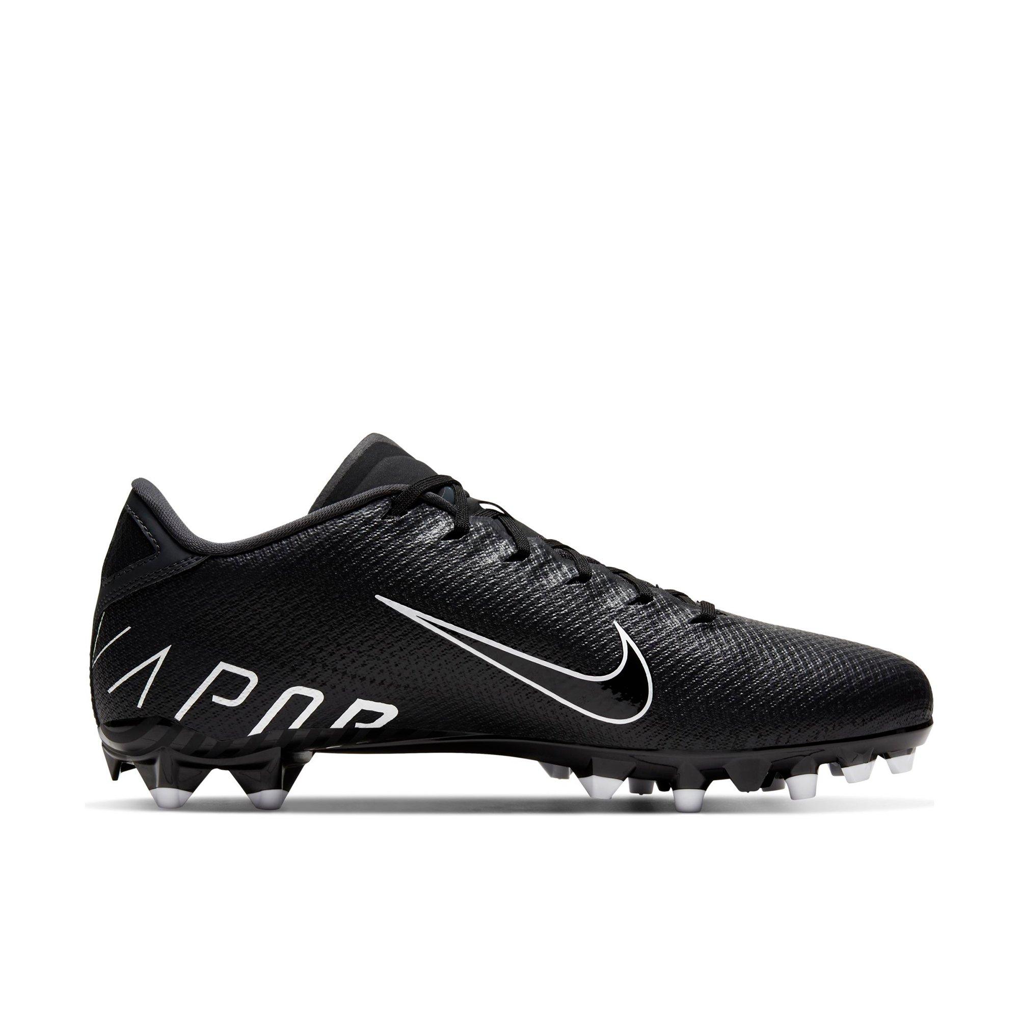 nike low top cleats