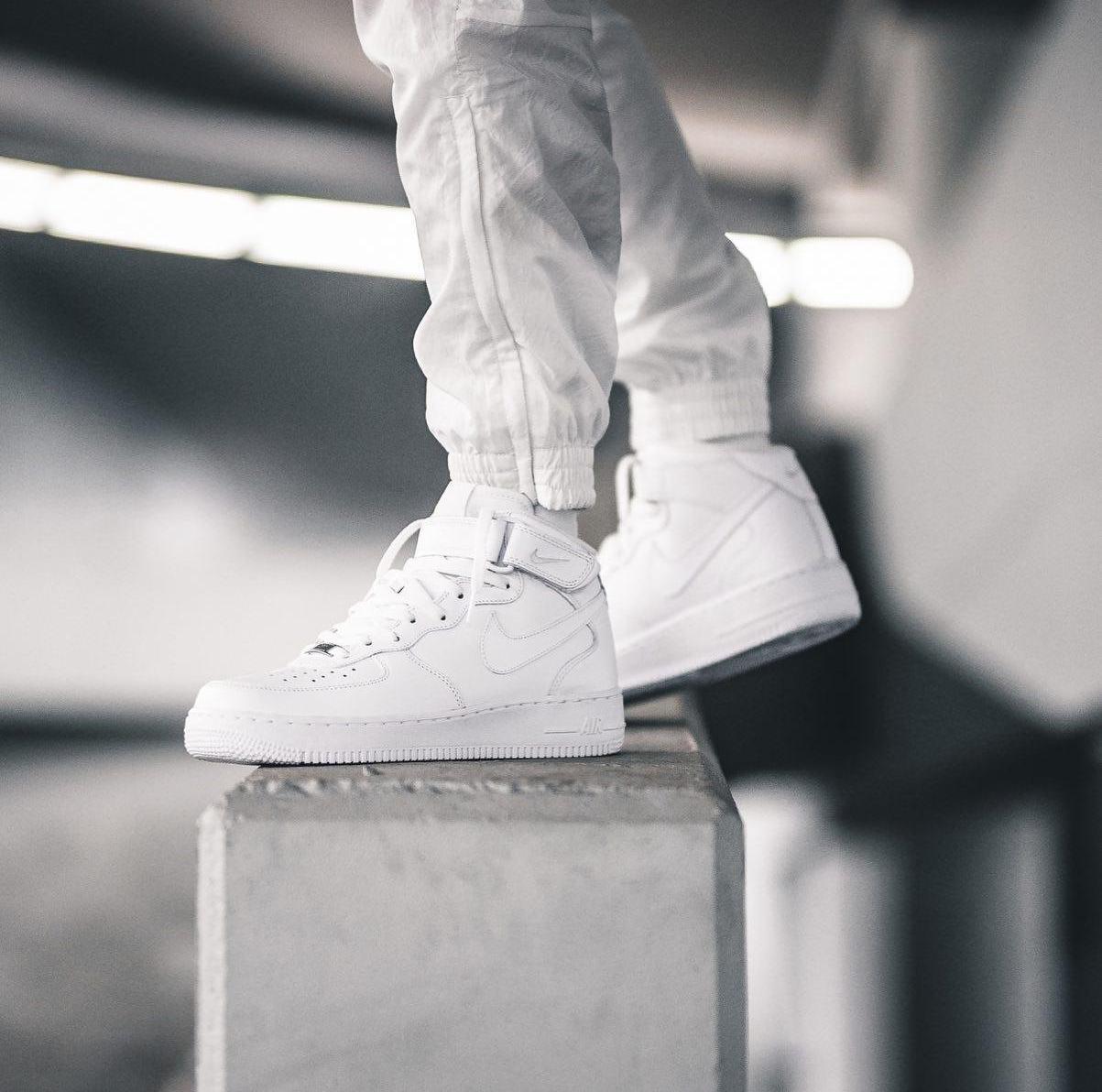 Nike Air Force 1 High '07 LV8 3 Release 2020, Drops