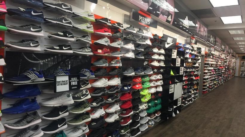 Nike store laurel hotsell