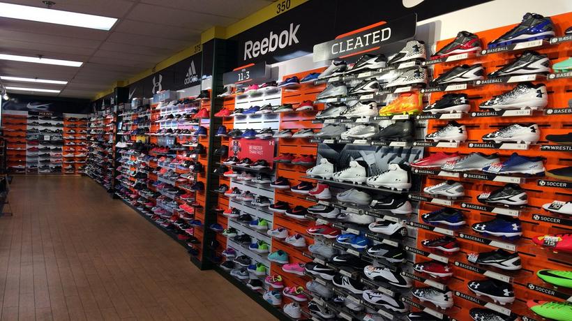 Hibbett Sports in Snyder, TX - Athletic Shoes Store