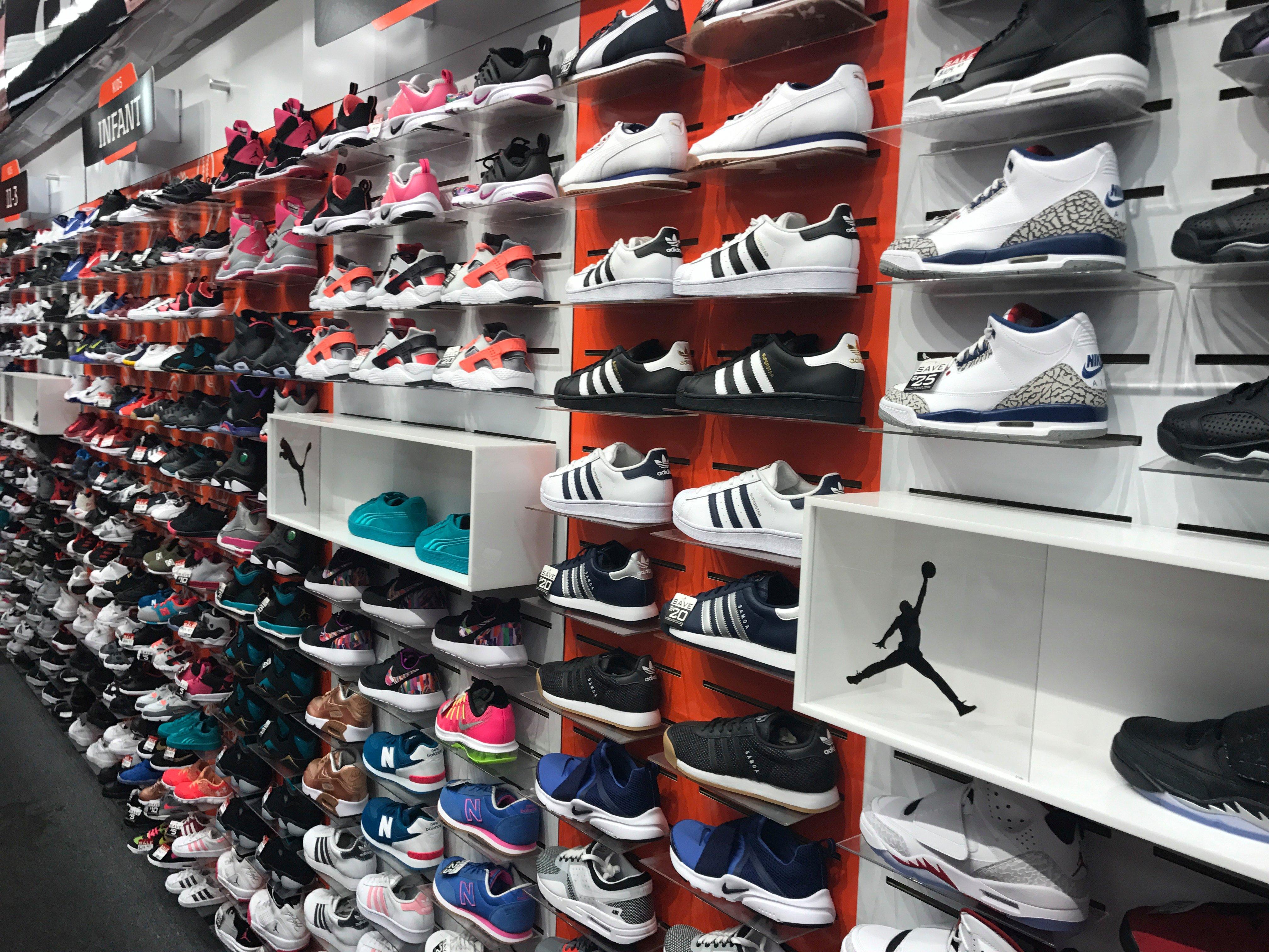 nike store southpark mall