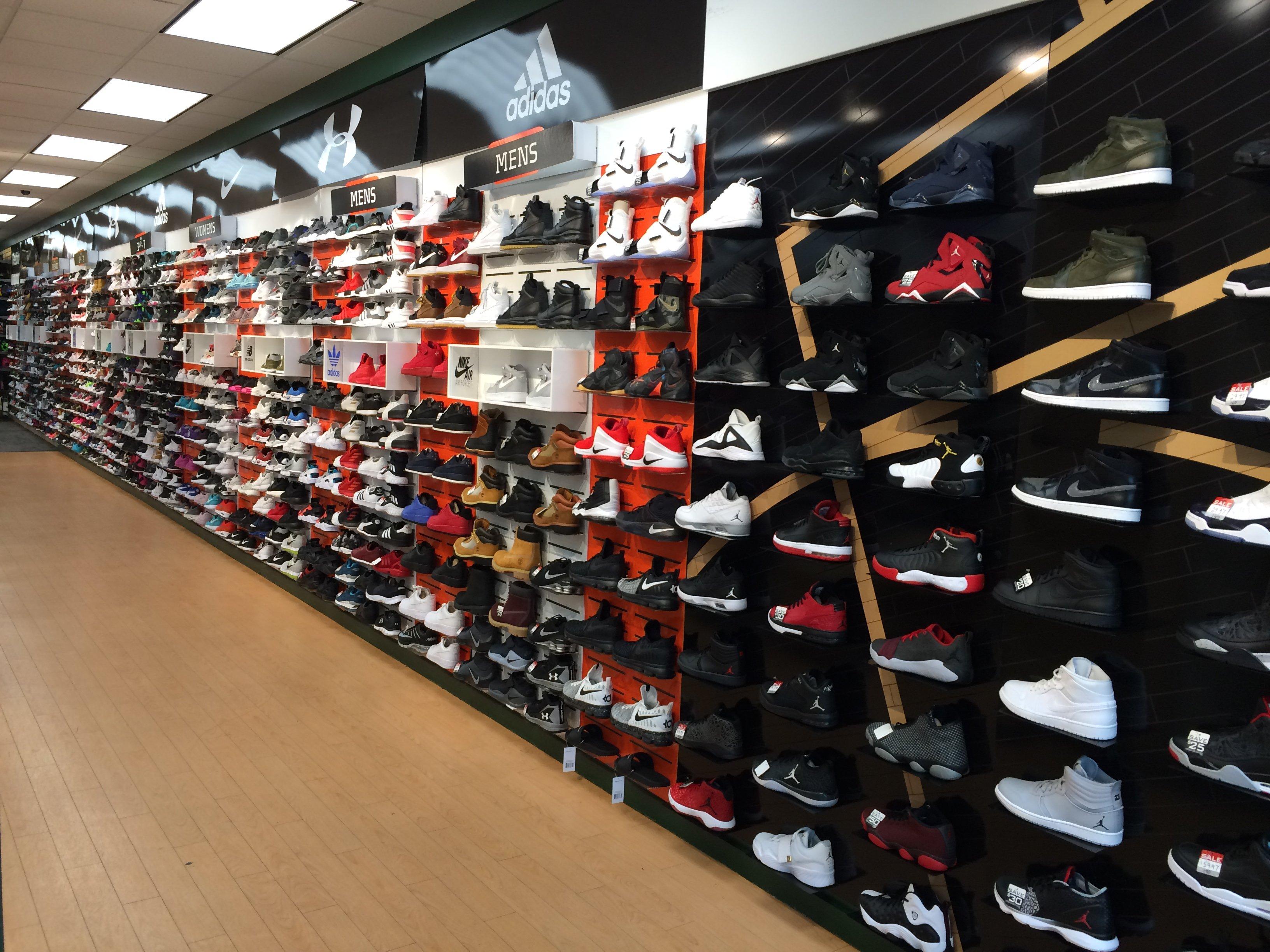 nike store 63123