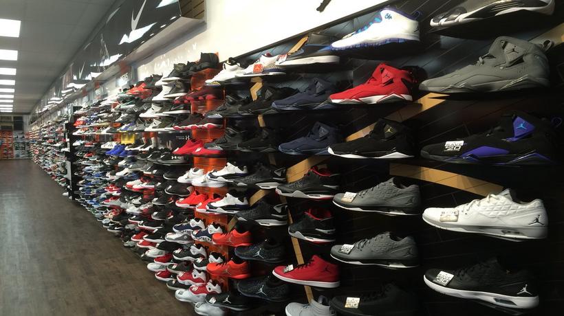 Hibbett Sports in Douglas, GA - Sneakers Store  Nike, Hey Dude, Jordan,  adidas, New Balance & more
