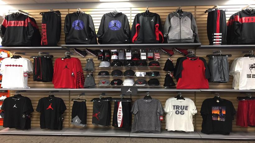 Bardstown Hibbett Sports | Kentucky Home Sq