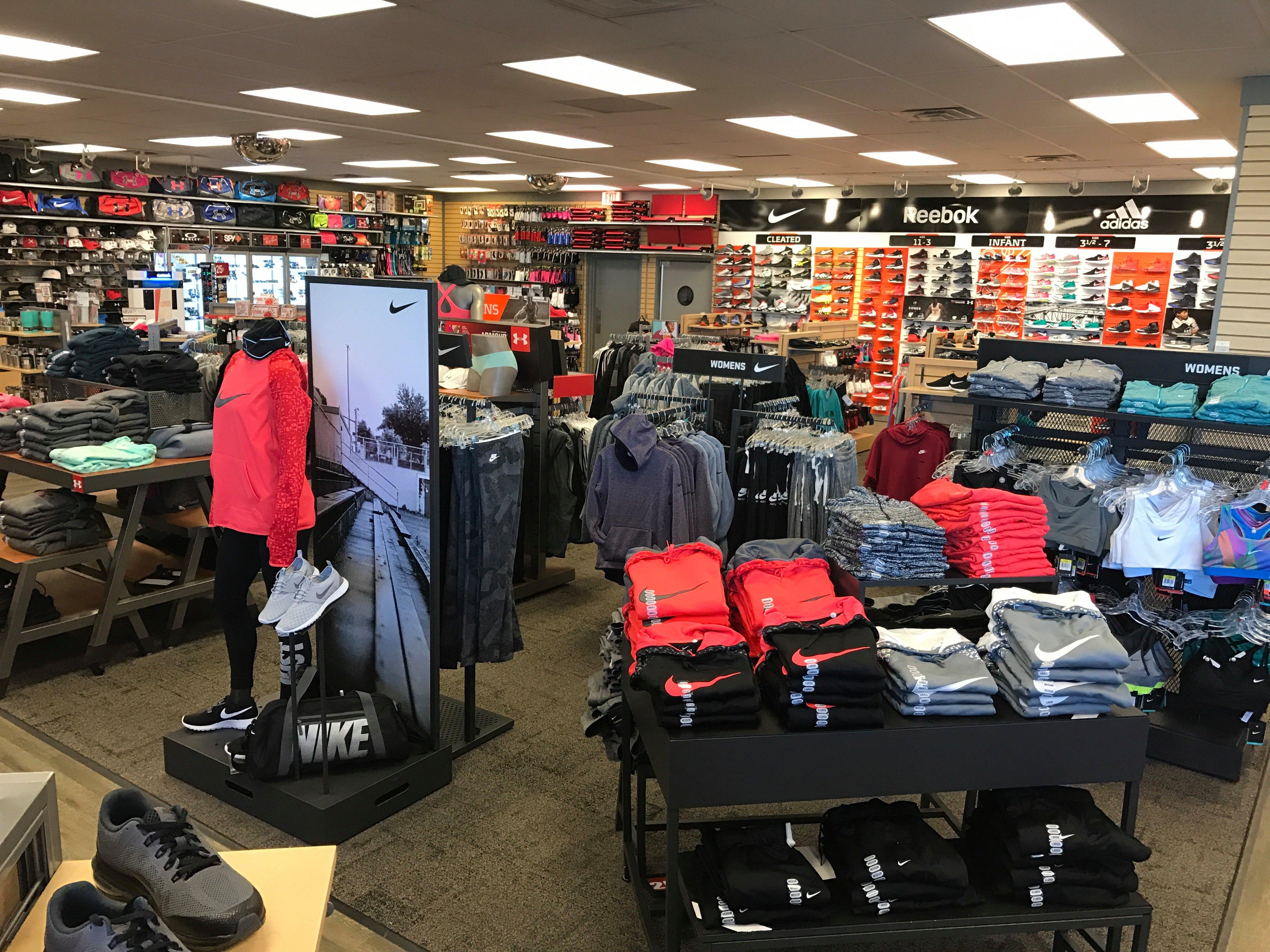 new balance store on big bend