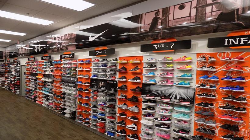 Hibbett Sports in Snyder, TX - Athletic Shoes Store