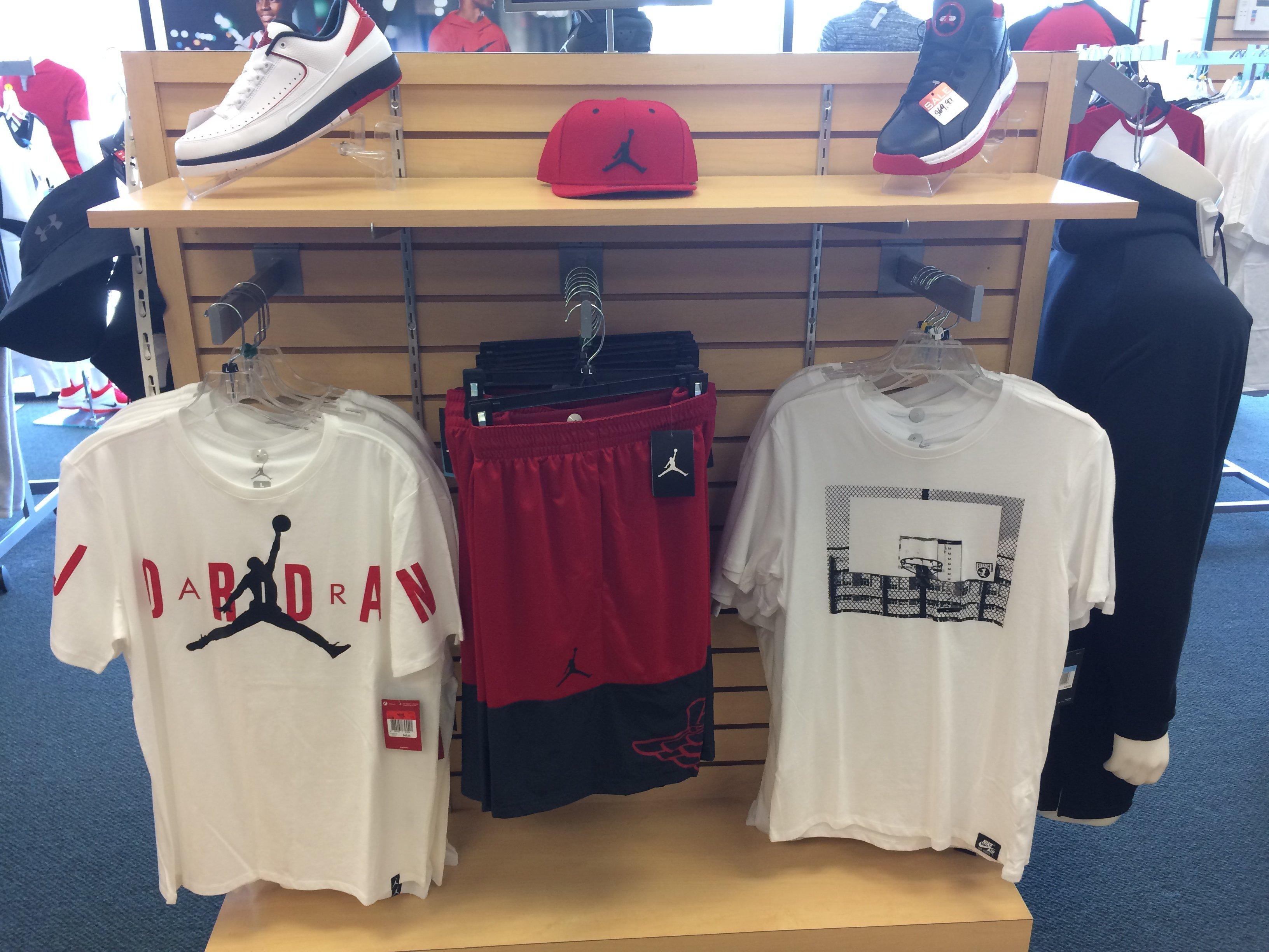 hibbett sports jordan shirts