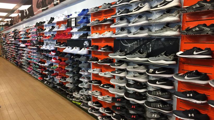 Hibbett Sports in Belleville, IL - Sneakers Store  Nike, Hey Dude, Jordan,  adidas, New Balance & more